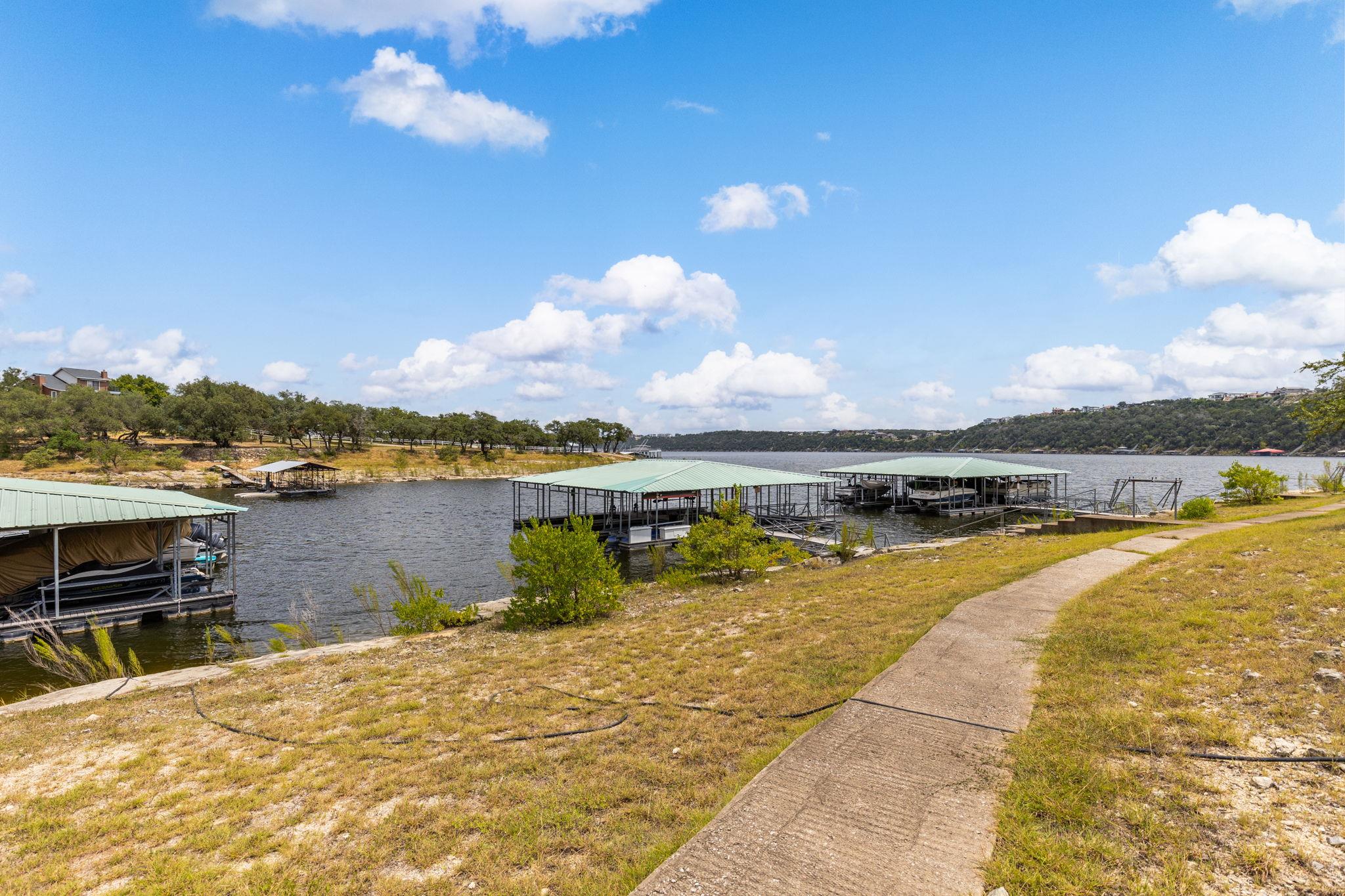 707 Moonlight Bay Dr, Spicewood, TX 78669