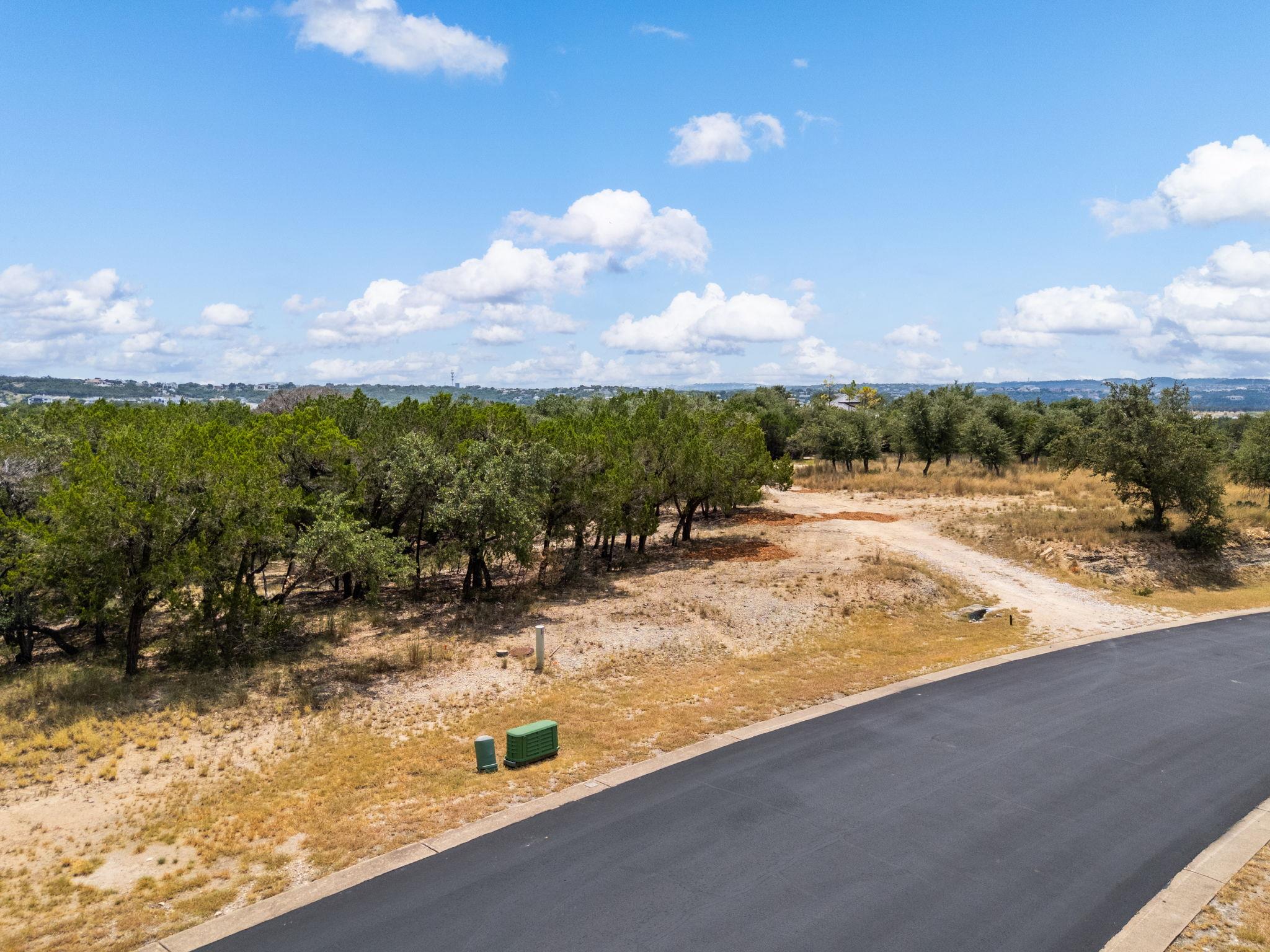 707 Moonlight Bay Dr, Spicewood, TX 78669