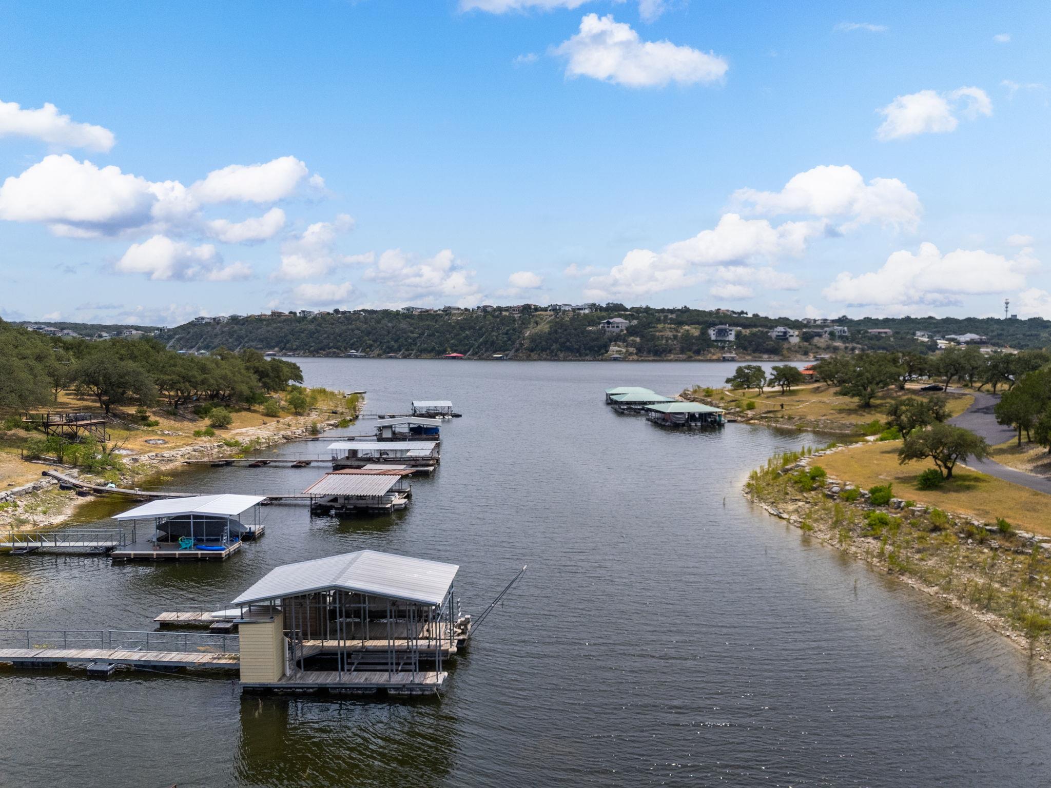 707 Moonlight Bay Dr, Spicewood, TX 78669