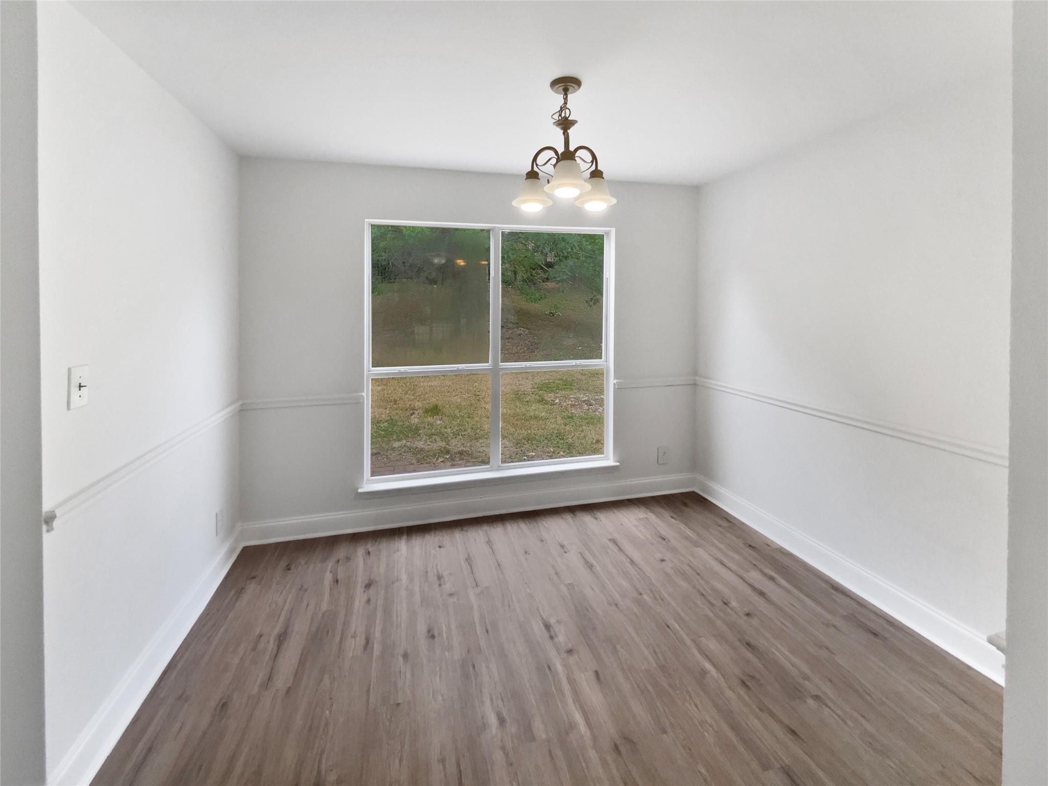 1514 Barcus Dr, Georgetown, TX 78626