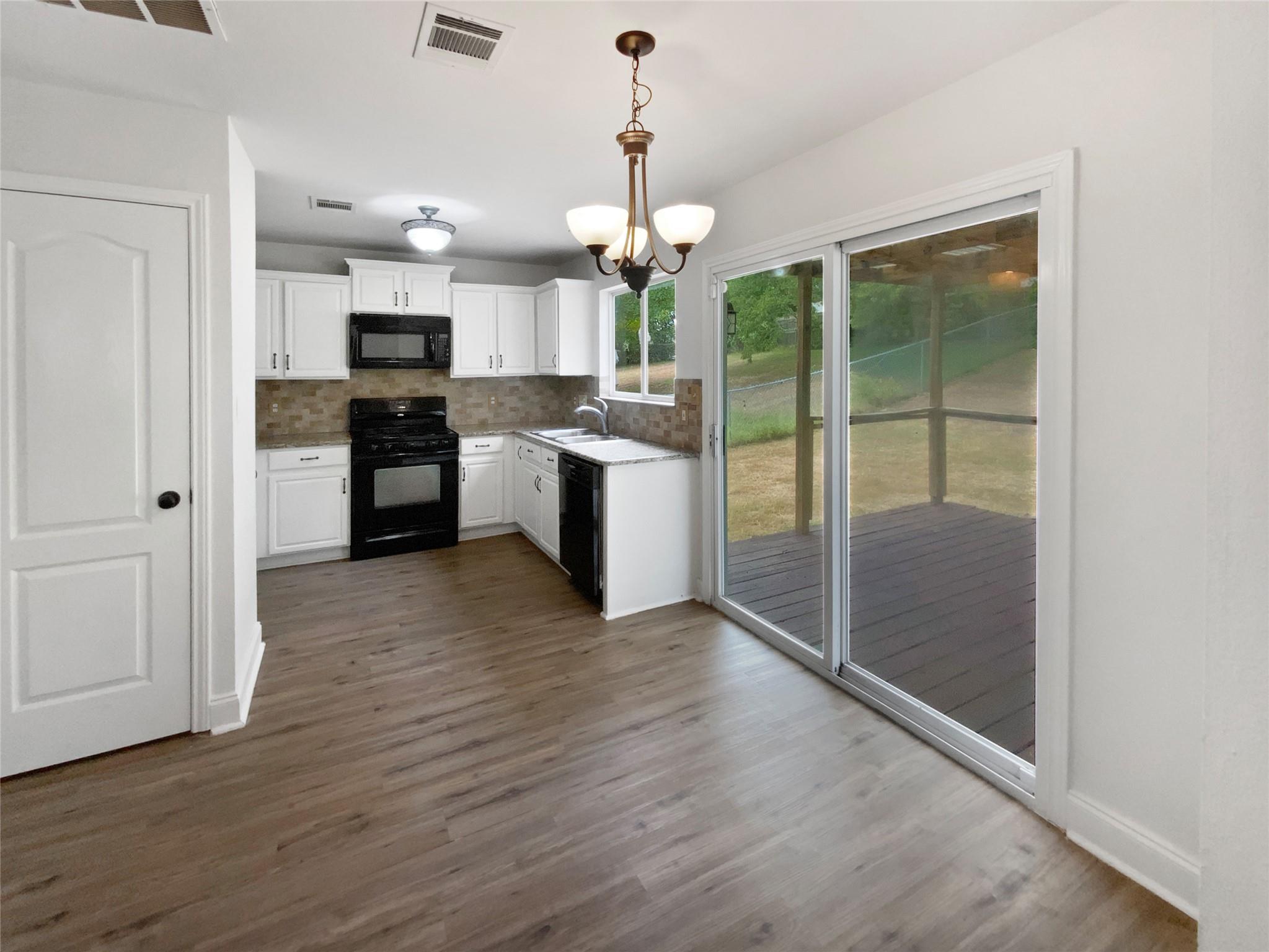 1514 Barcus Dr, Georgetown, TX 78626