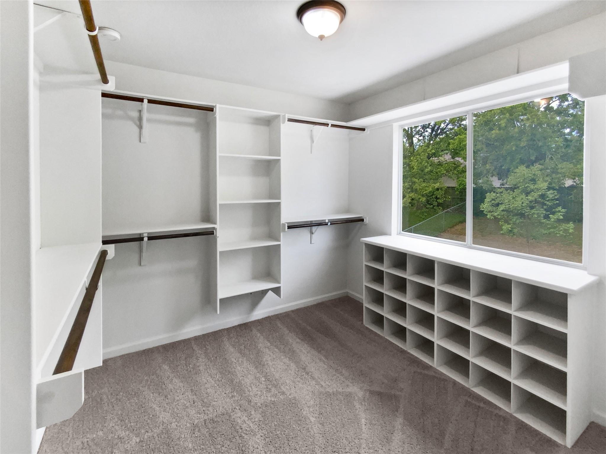 1514 Barcus Dr, Georgetown, TX 78626