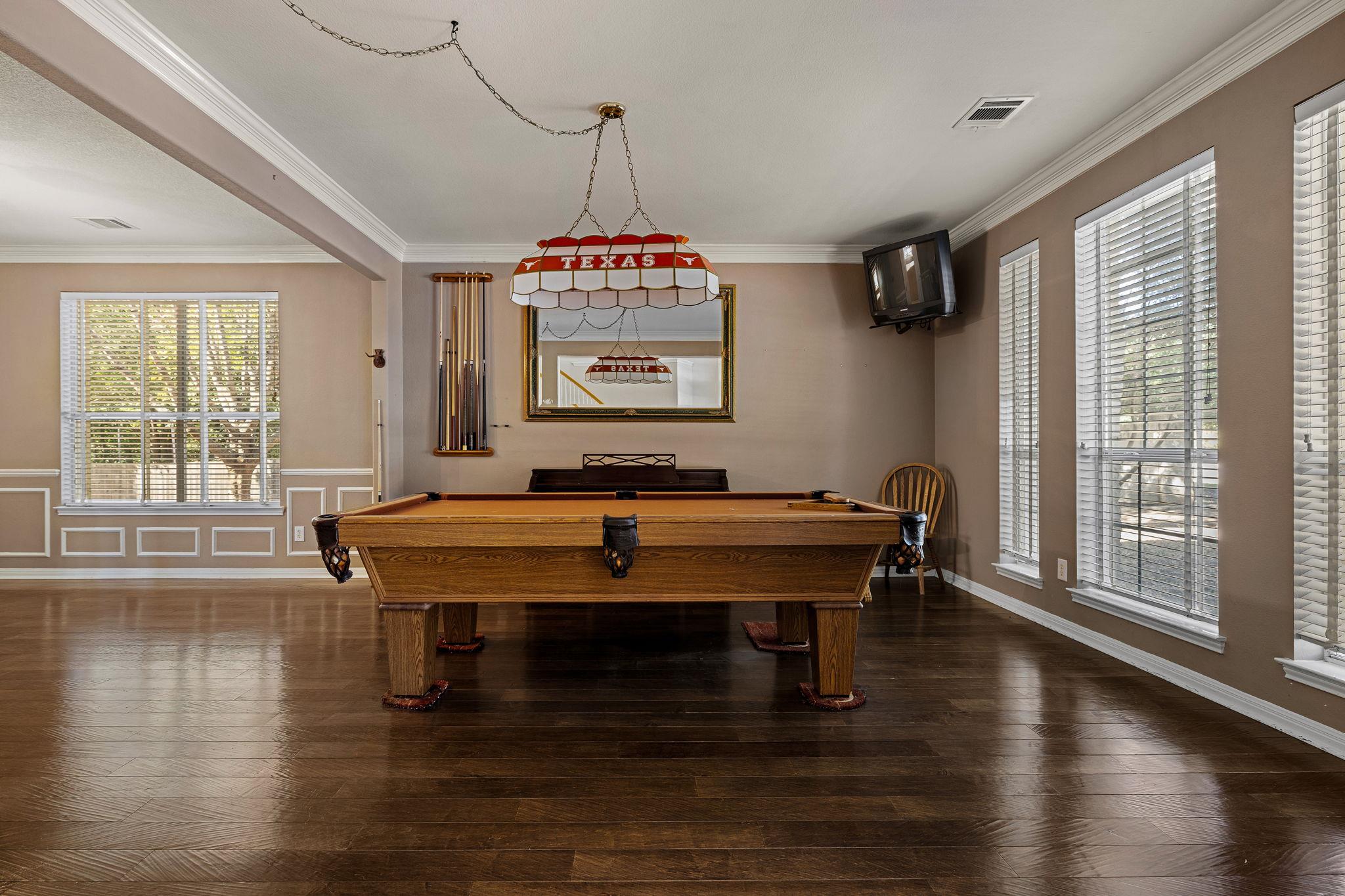 2231 Falkirk Dr, Round Rock, TX 78681