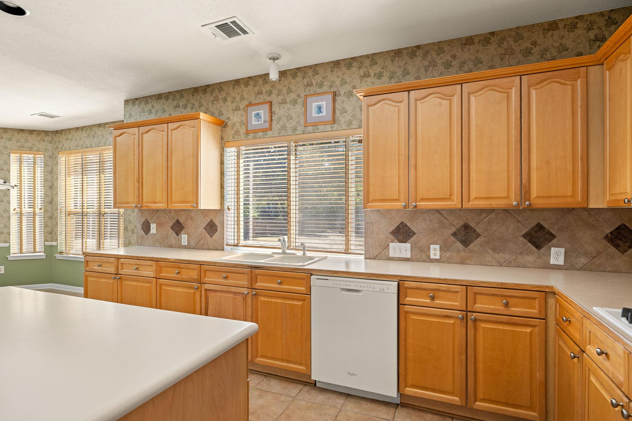 2231 Falkirk Dr, Round Rock, TX 78681