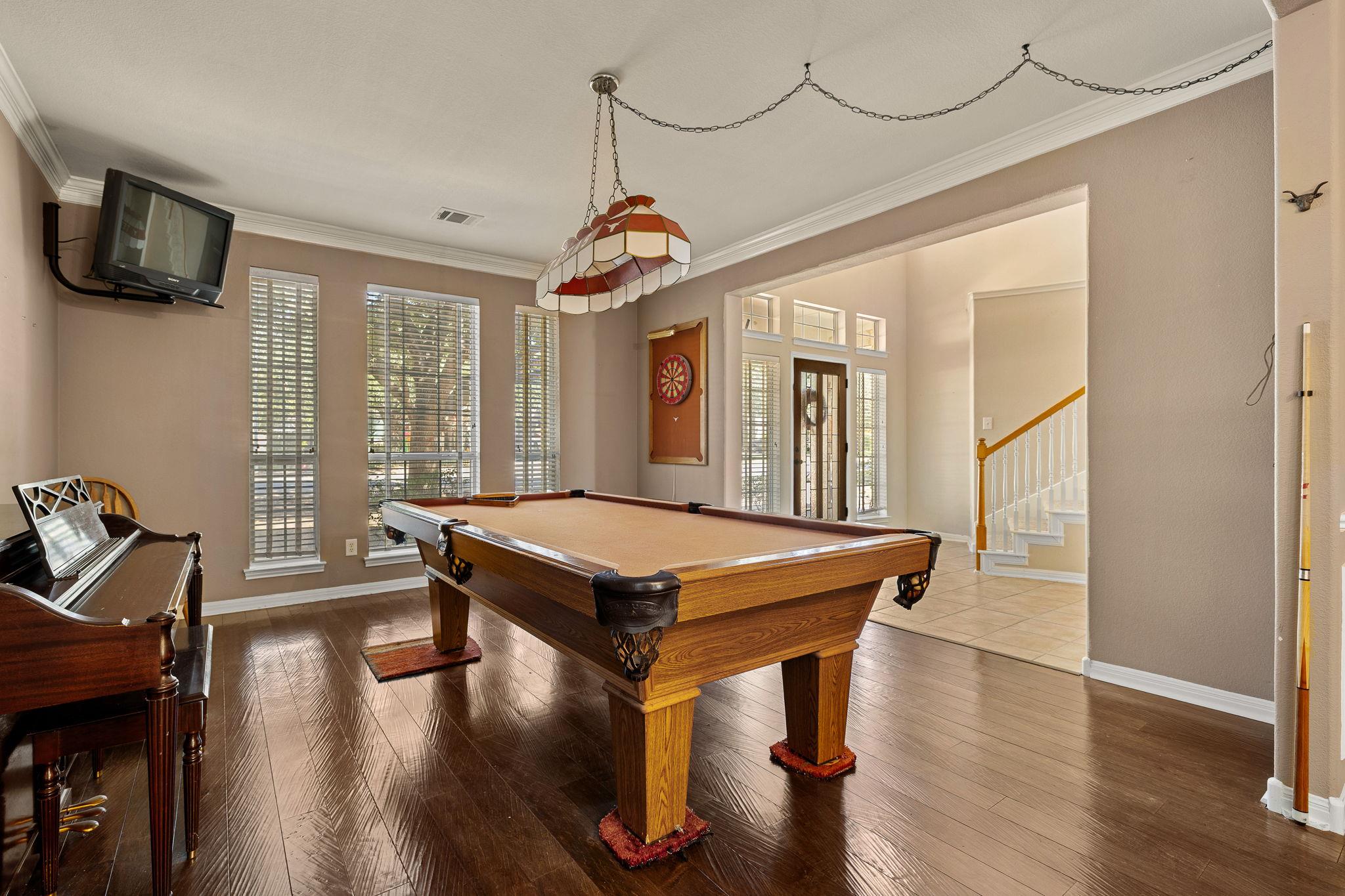 2231 Falkirk Dr, Round Rock, TX 78681