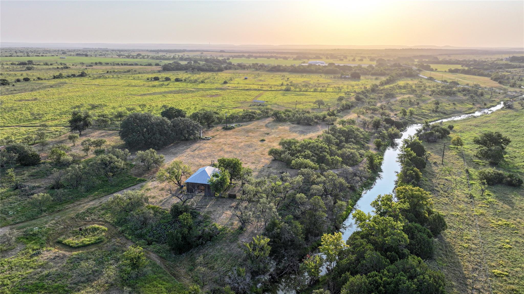 2562 County Road 2315, Lampasas, TX 76550