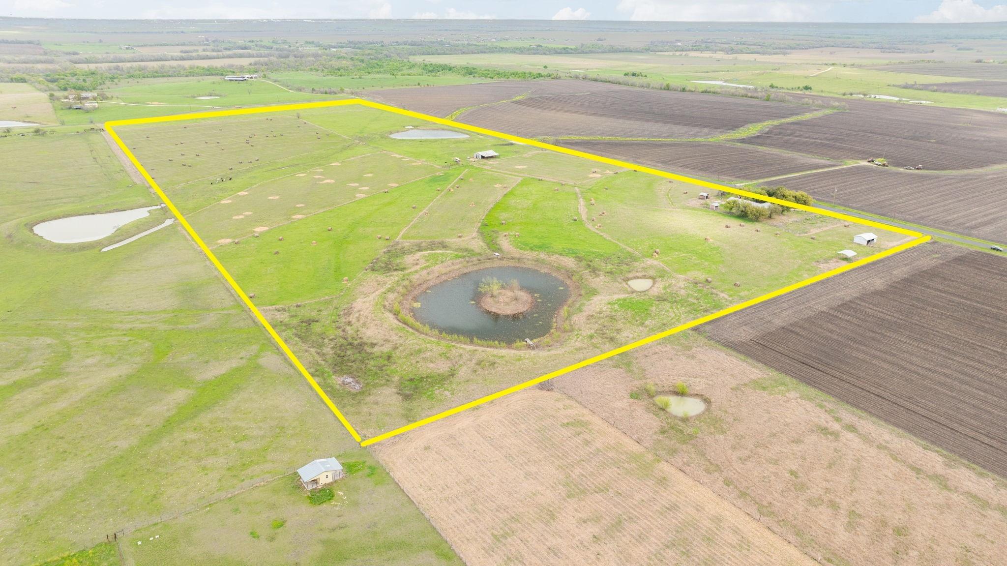 19810 Janak Rd, Coupland, TX 78615