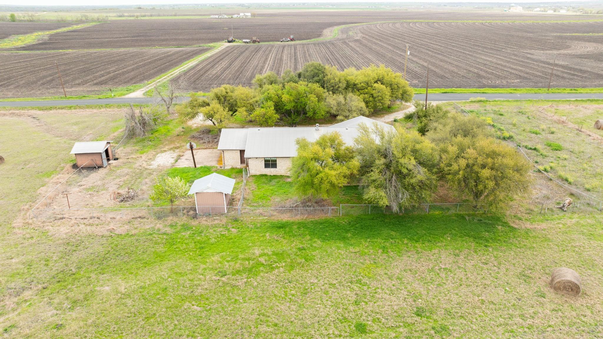 19810 Janak Rd, Coupland, TX 78615