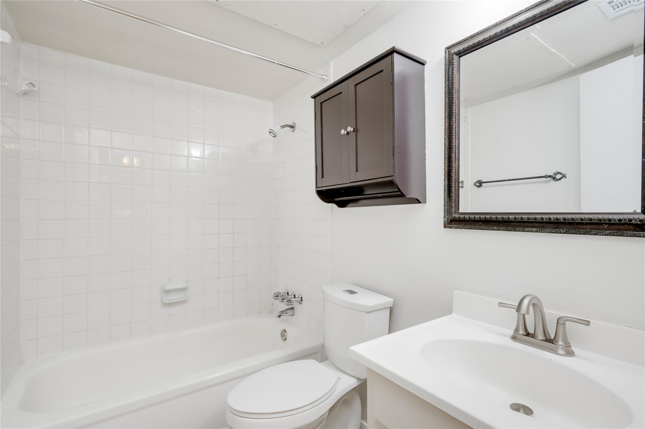 6910 Hart Ln # 806, Austin, TX 78731