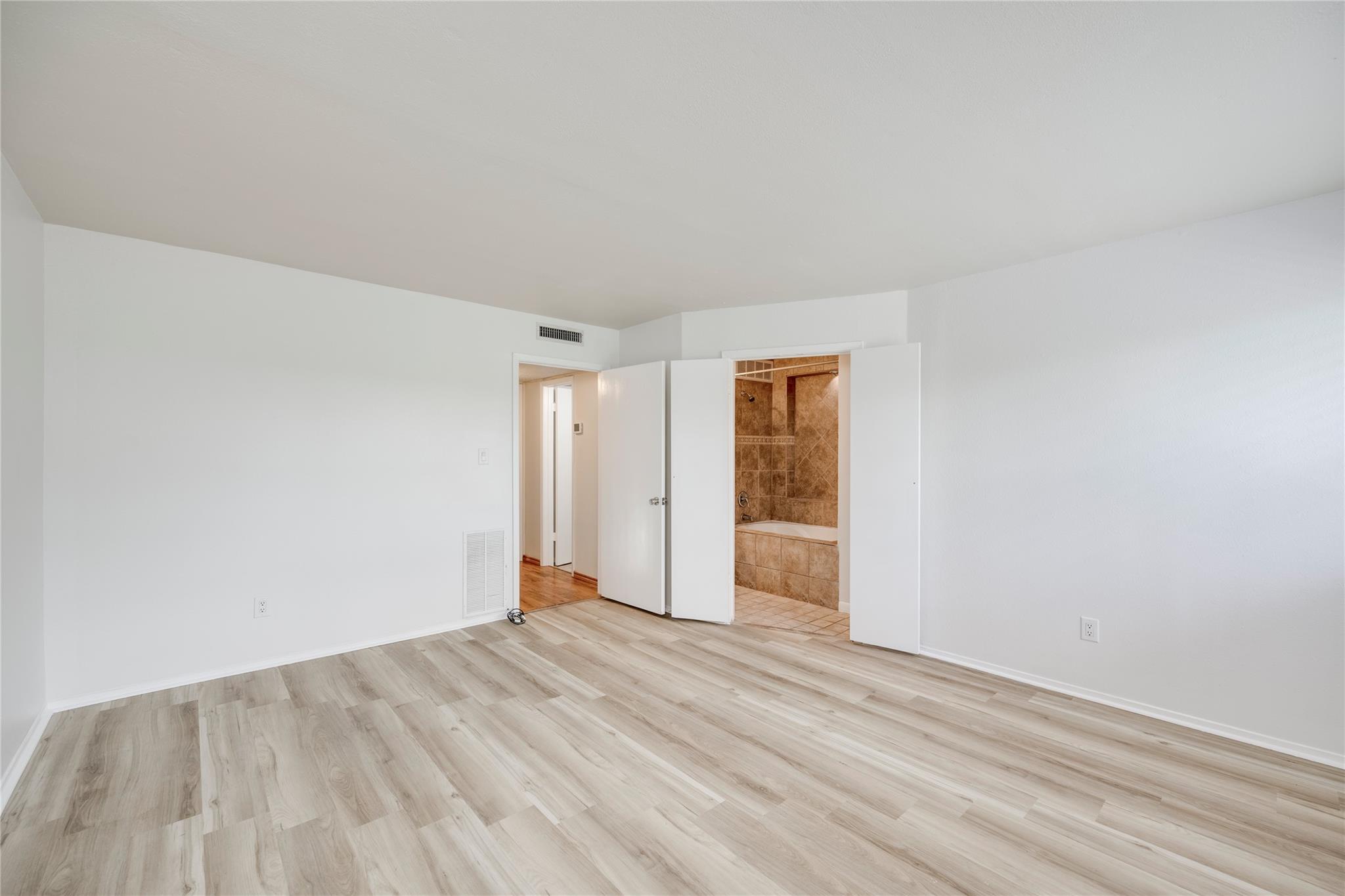 6910 Hart Ln # 806, Austin, TX 78731