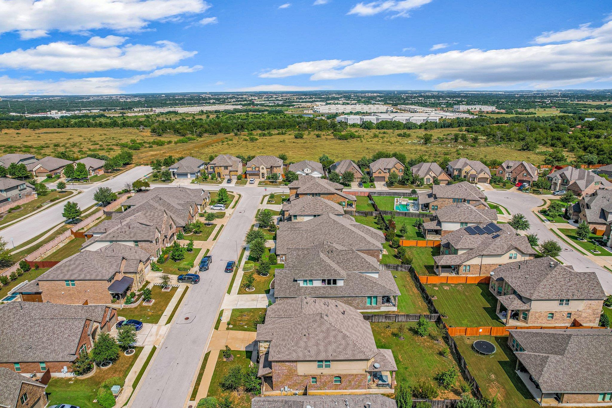 512 Honeybird Ln, Georgetown, TX 78626