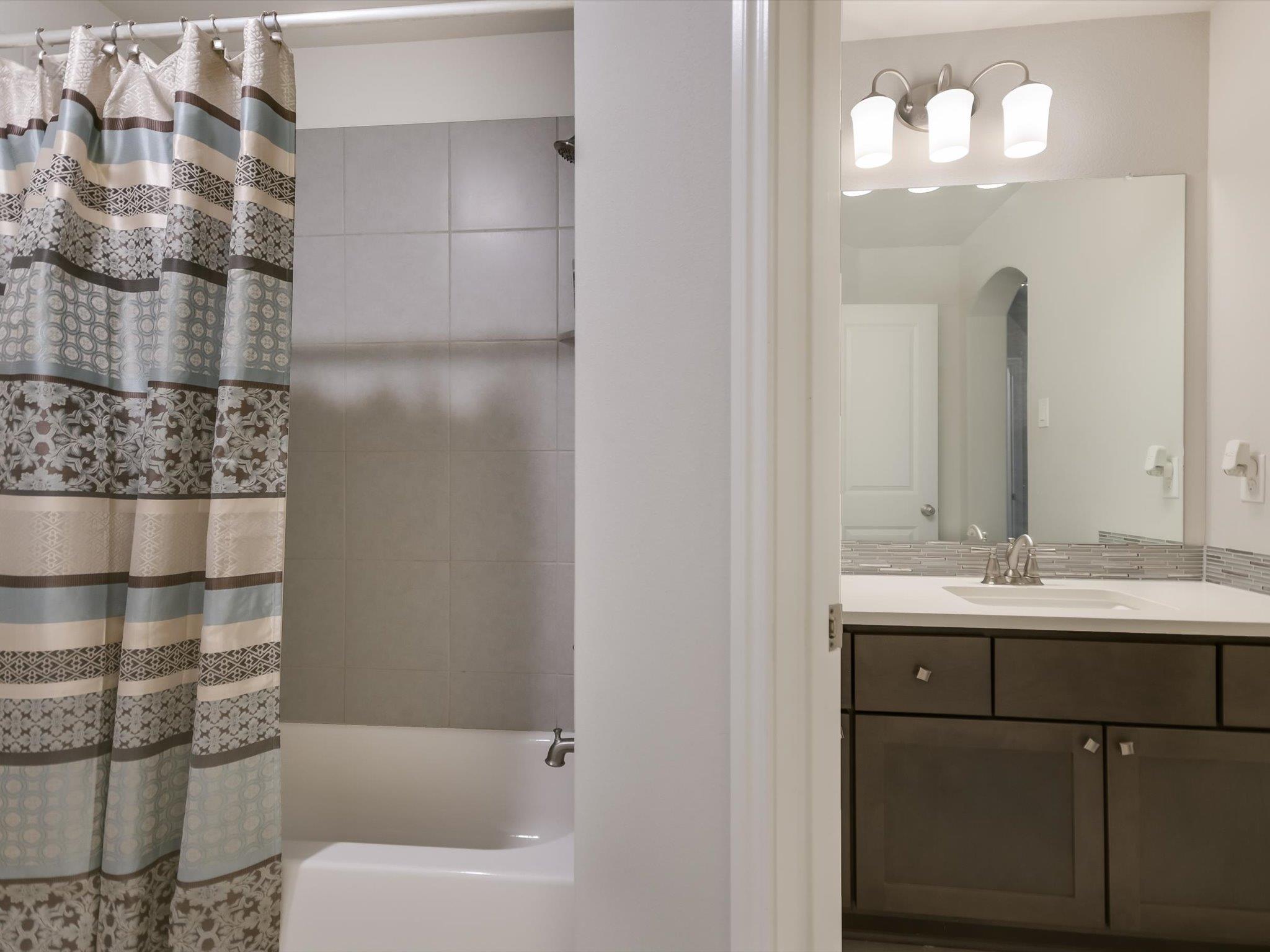 512 Honeybird Ln, Georgetown, TX 78626