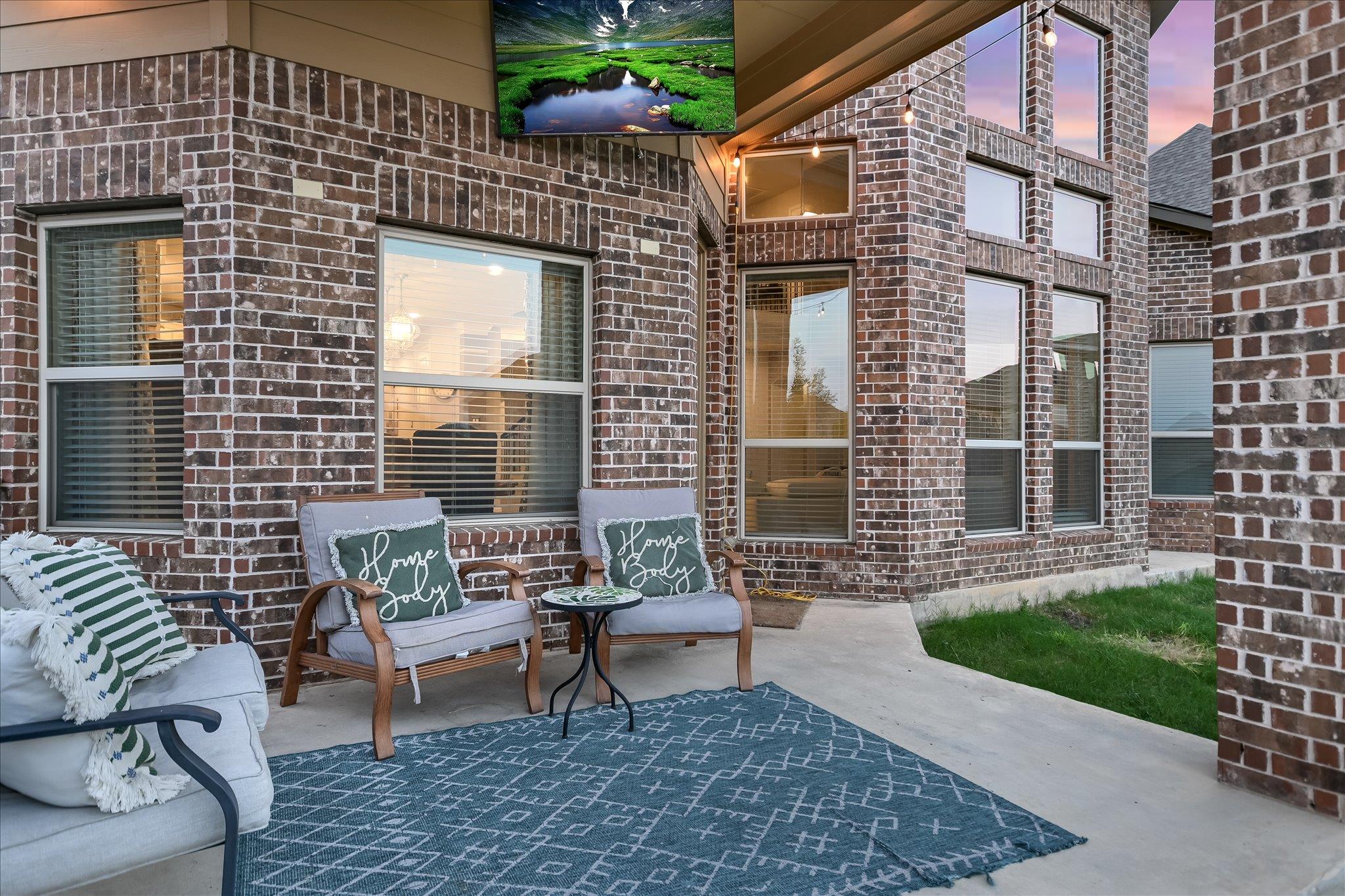 512 Honeybird Ln, Georgetown, TX 78626