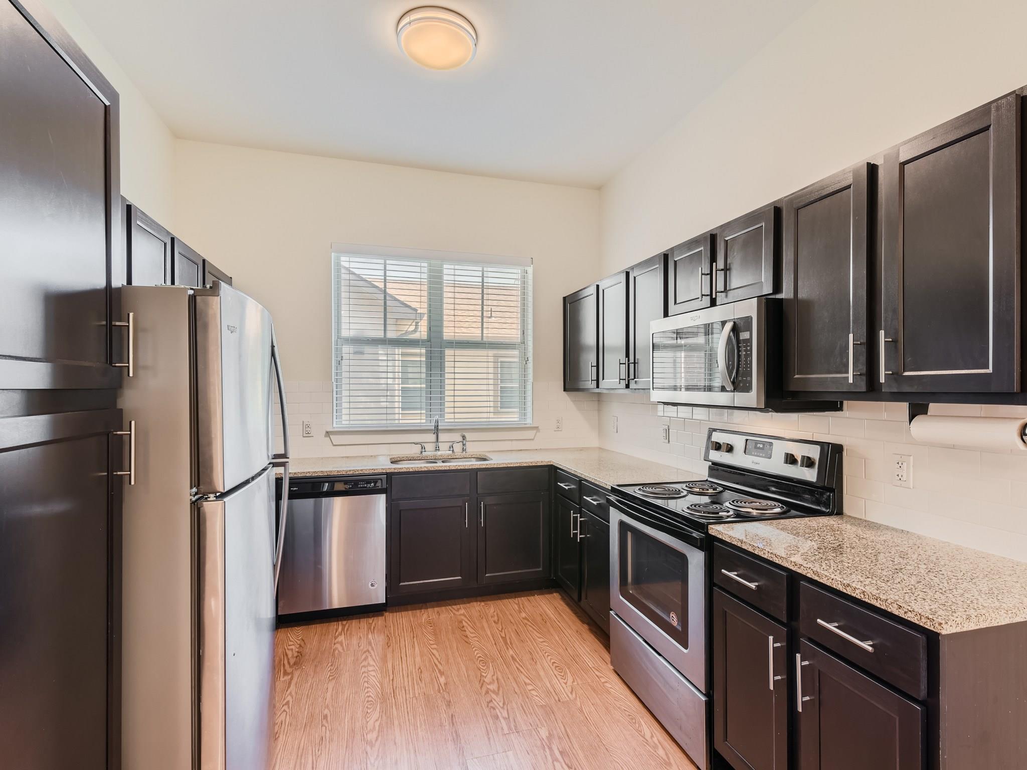 2400 Louis Henna Blvd # 208, Round Rock, TX 78664