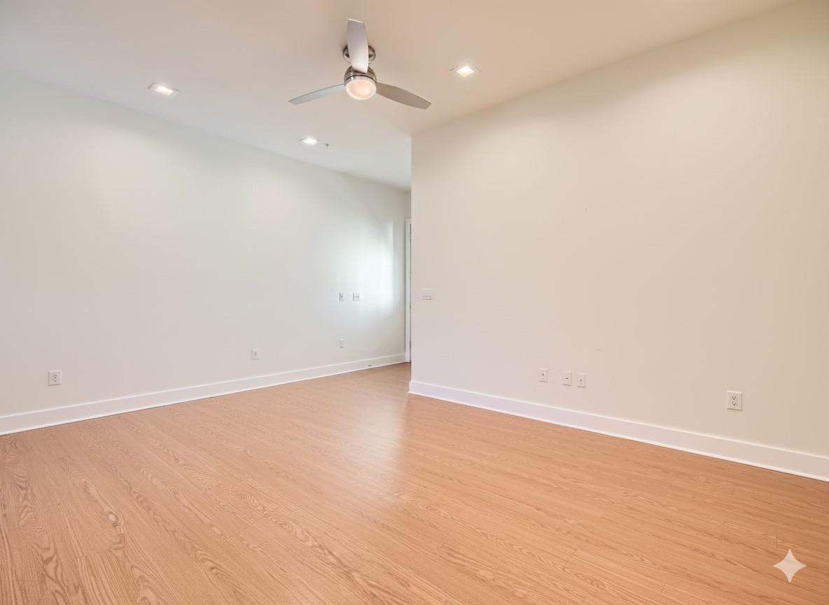 2400 Louis Henna Blvd # 208, Round Rock, TX 78664