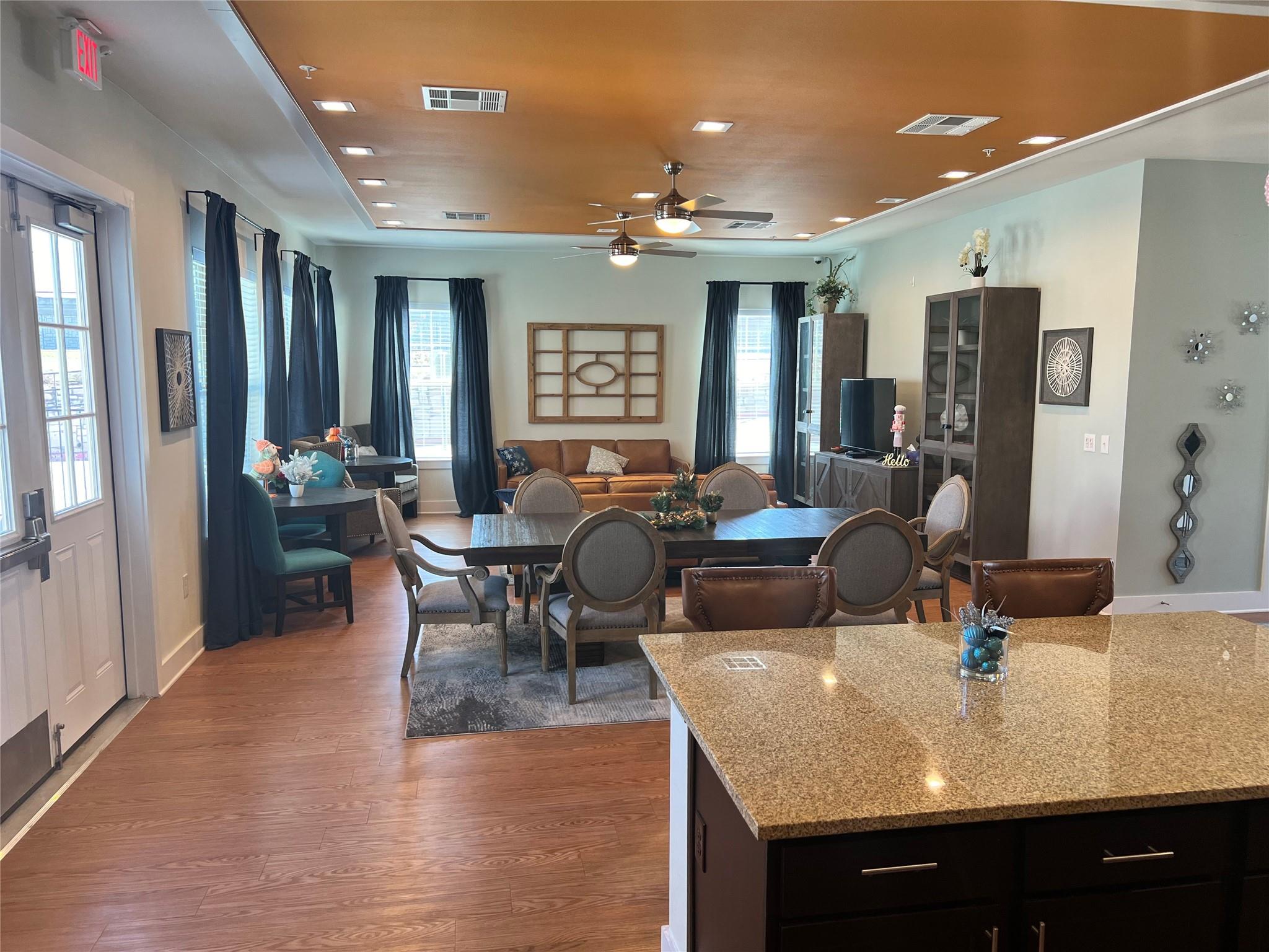 2400 Louis Henna Blvd # 208, Round Rock, TX 78664