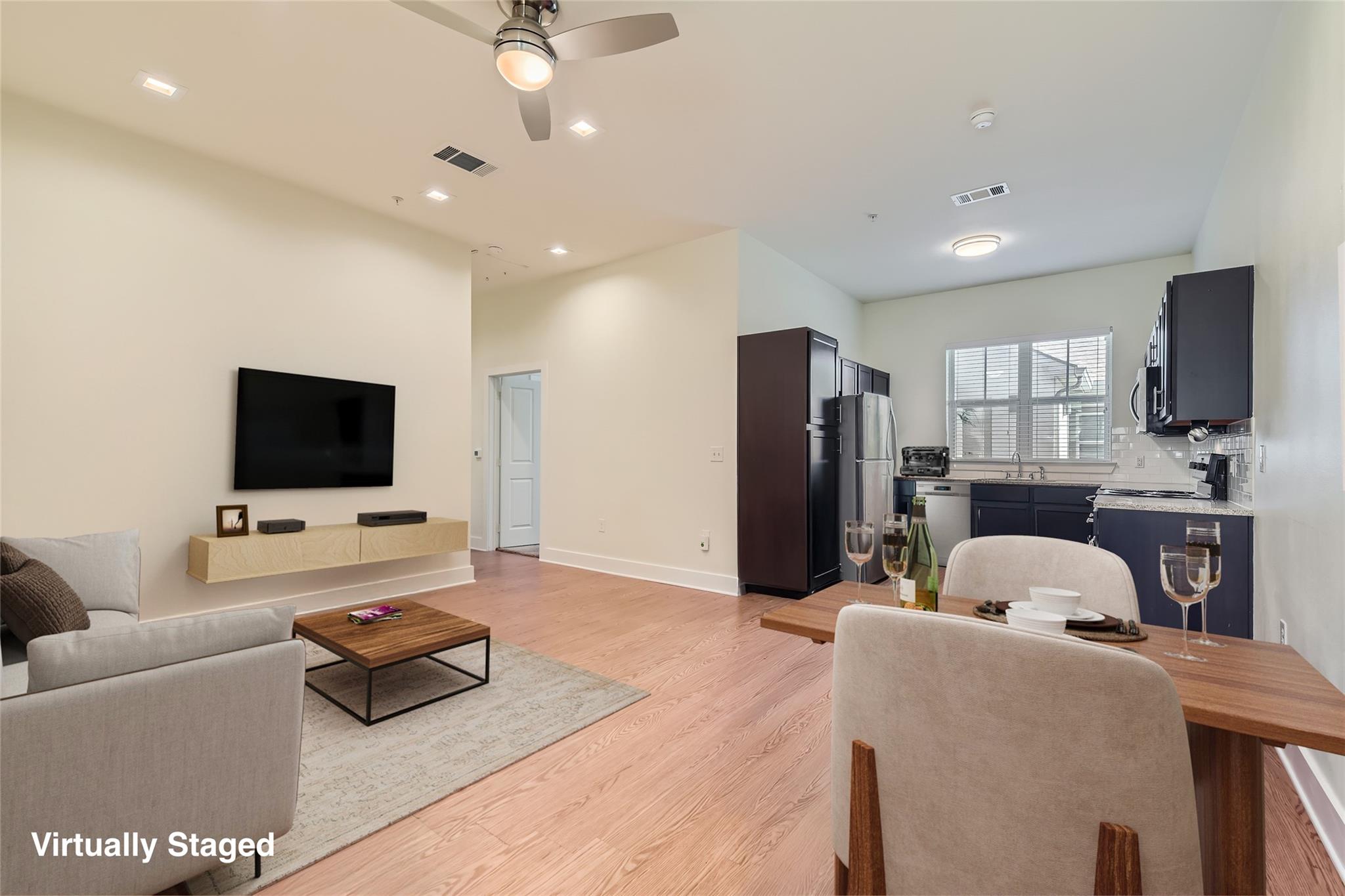 2400 Louis Henna Blvd # 208, Round Rock, TX 78664