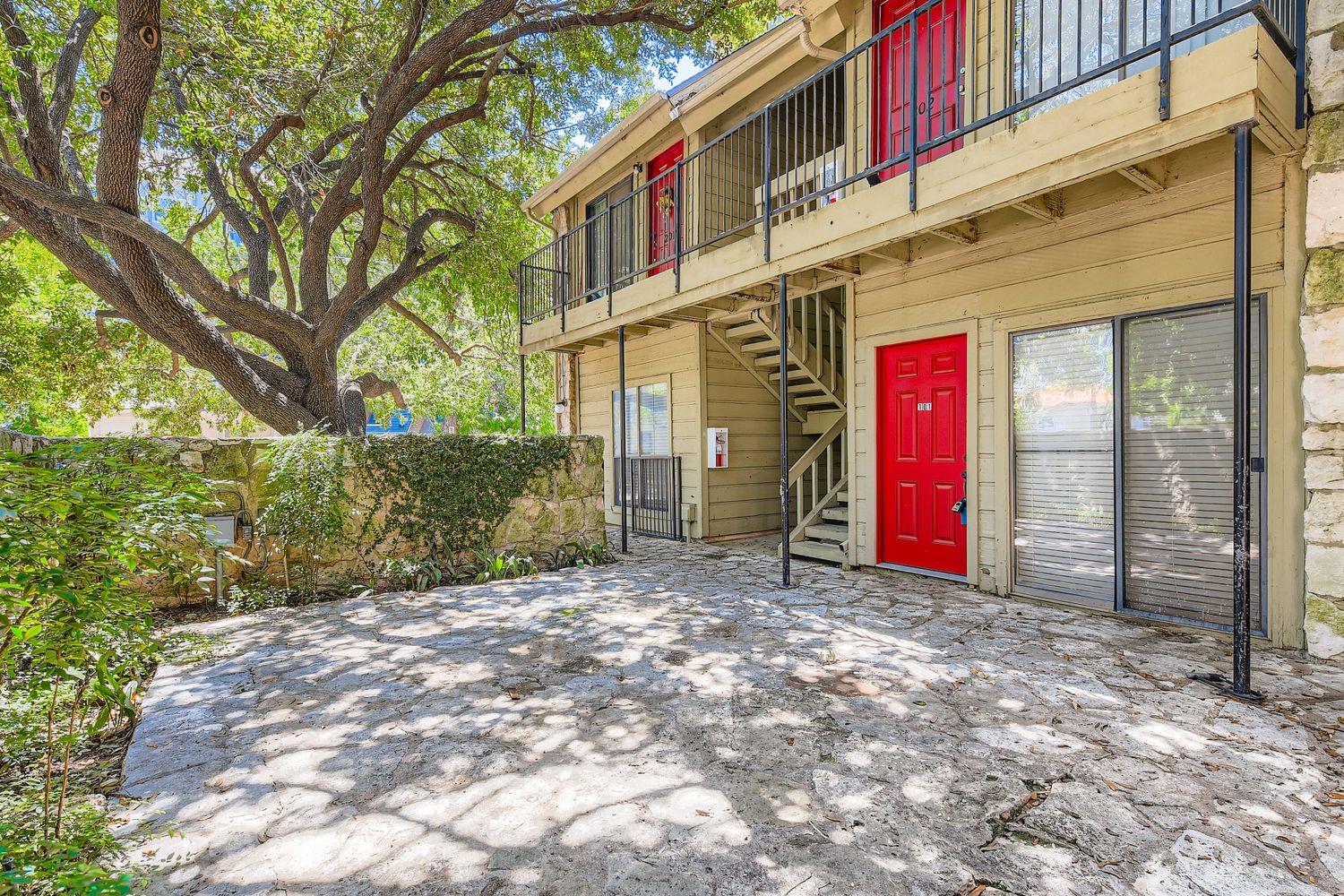 708 Graham Pl # 101, Austin, TX 78705
