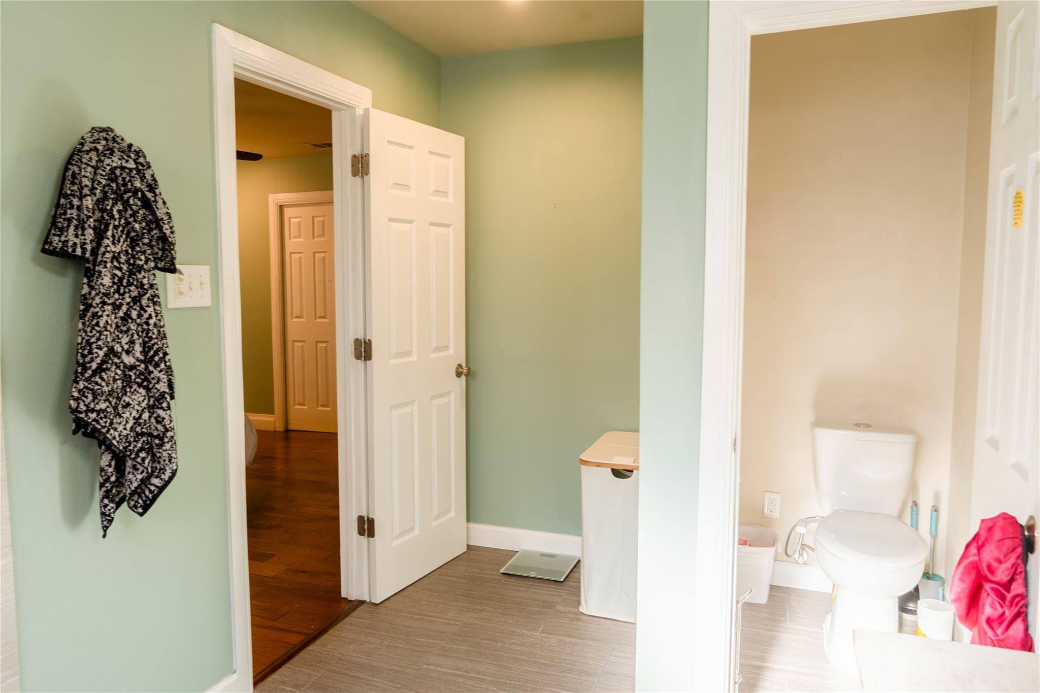 2107 Emerald Isle Dr, Leander, TX 78641