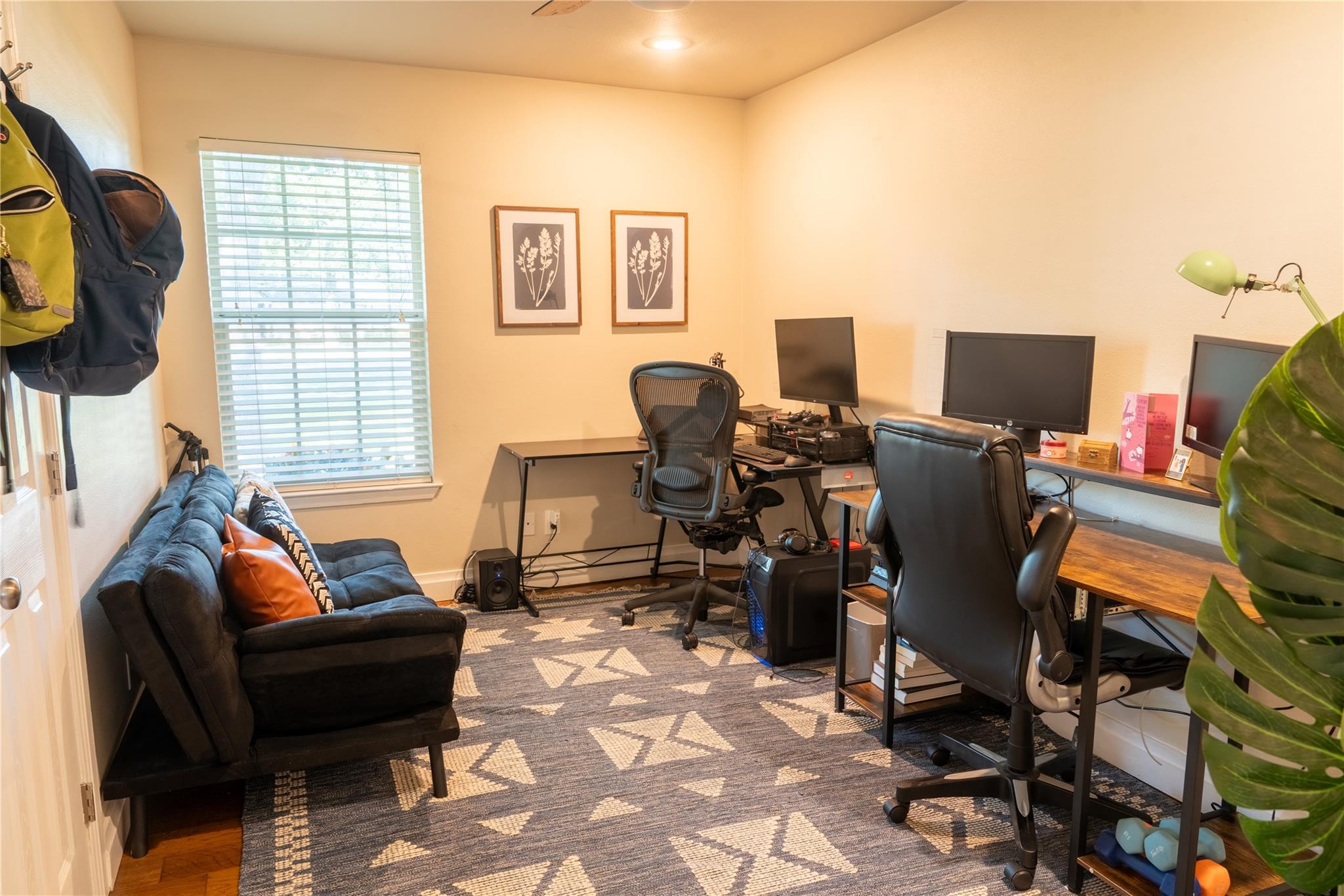 2107 Emerald Isle Dr, Leander, TX 78641