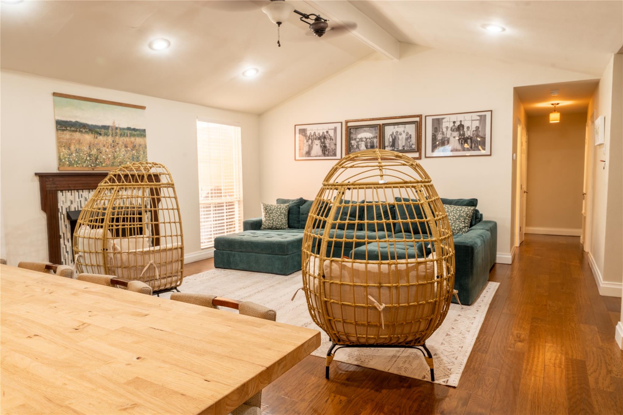 2107 Emerald Isle Dr, Leander, TX 78641