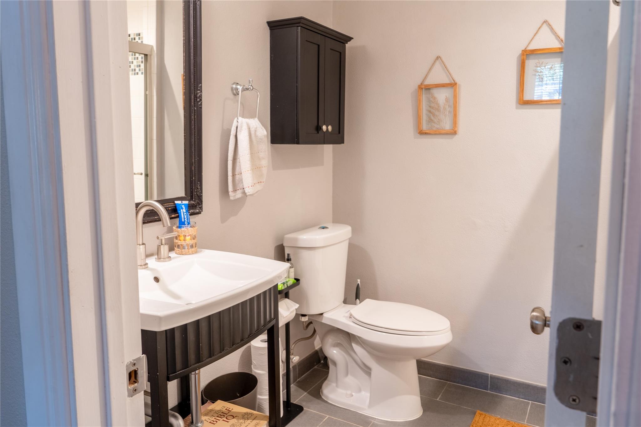 2107 Emerald Isle Dr, Leander, TX 78641