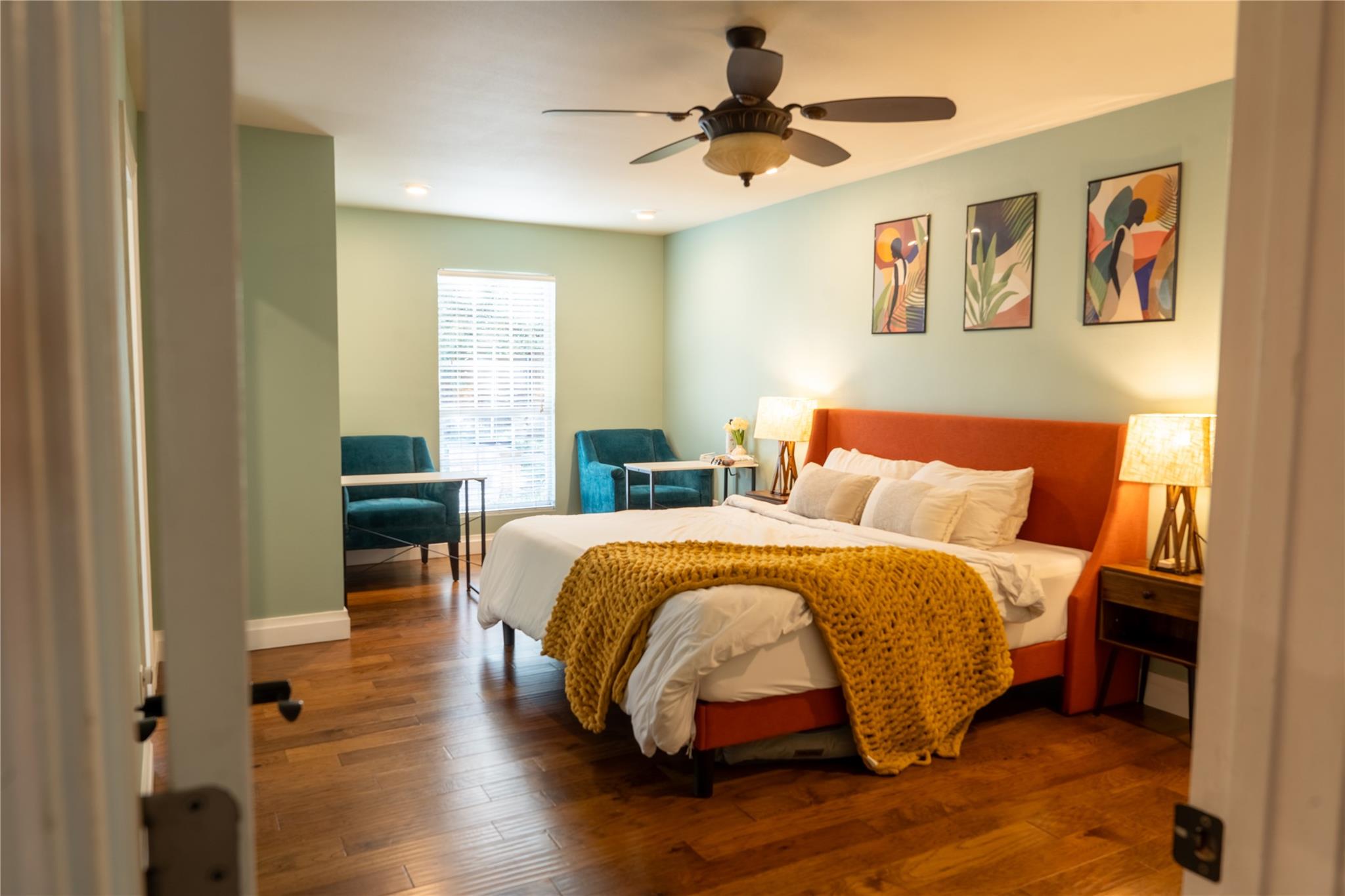 2107 Emerald Isle Dr, Leander, TX 78641