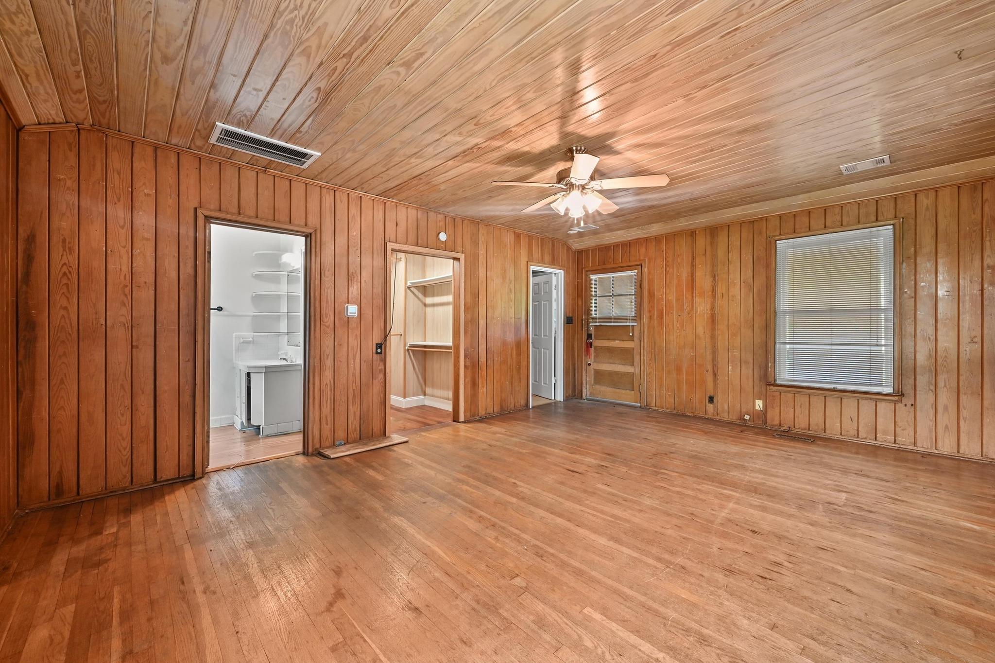 408 W 33rd St, Austin, TX 78705