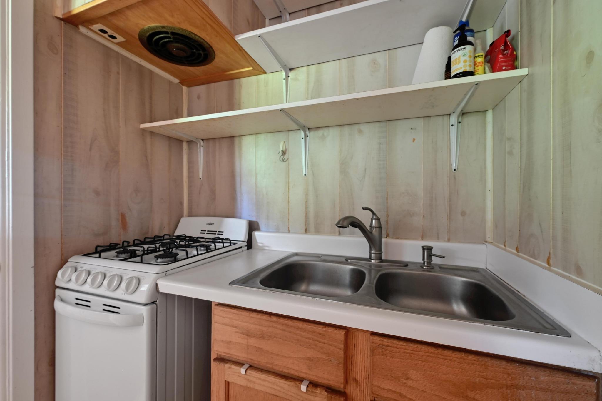 408 W 33rd St, Austin, TX 78705