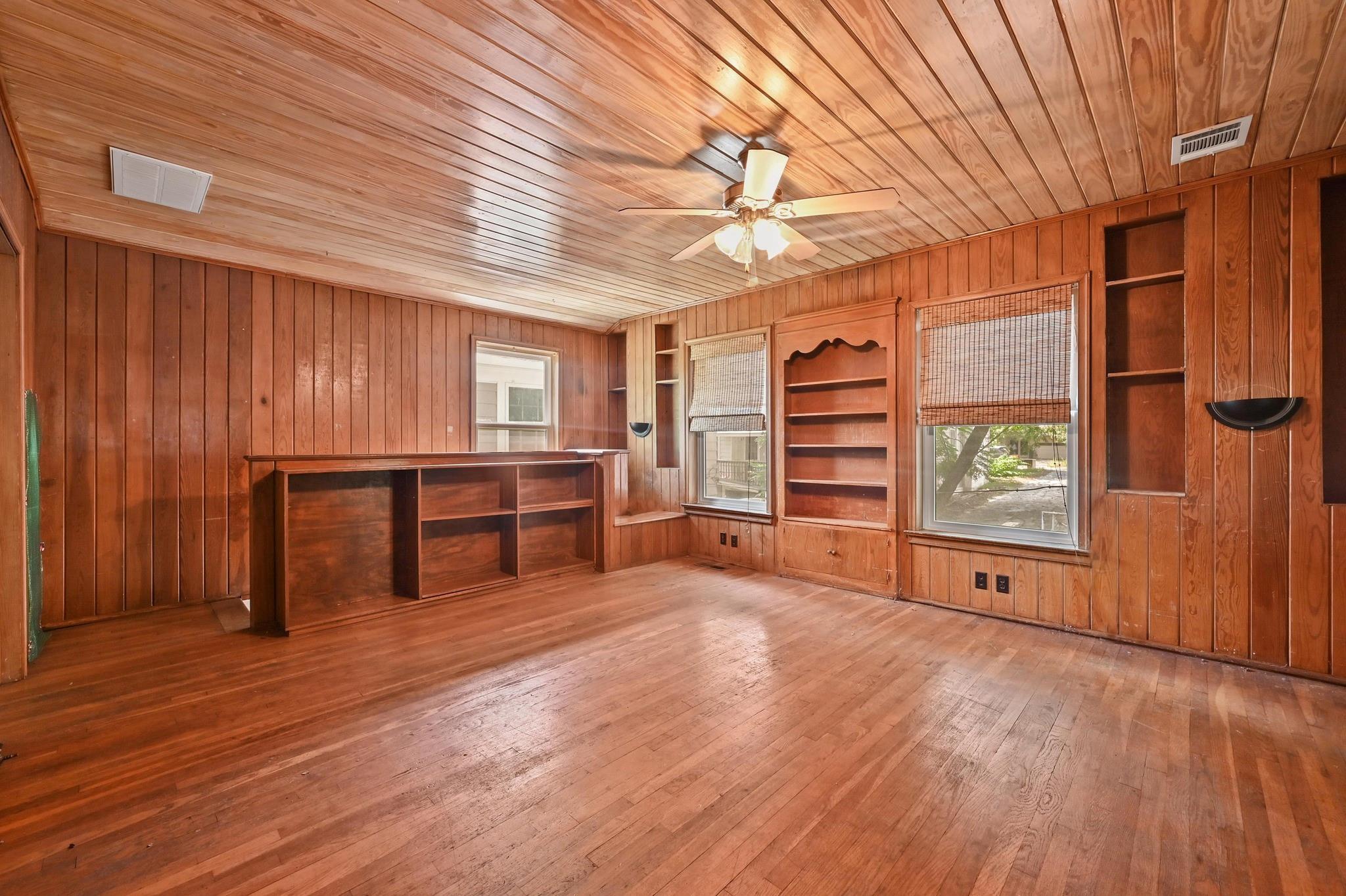 408 W 33rd St, Austin, TX 78705