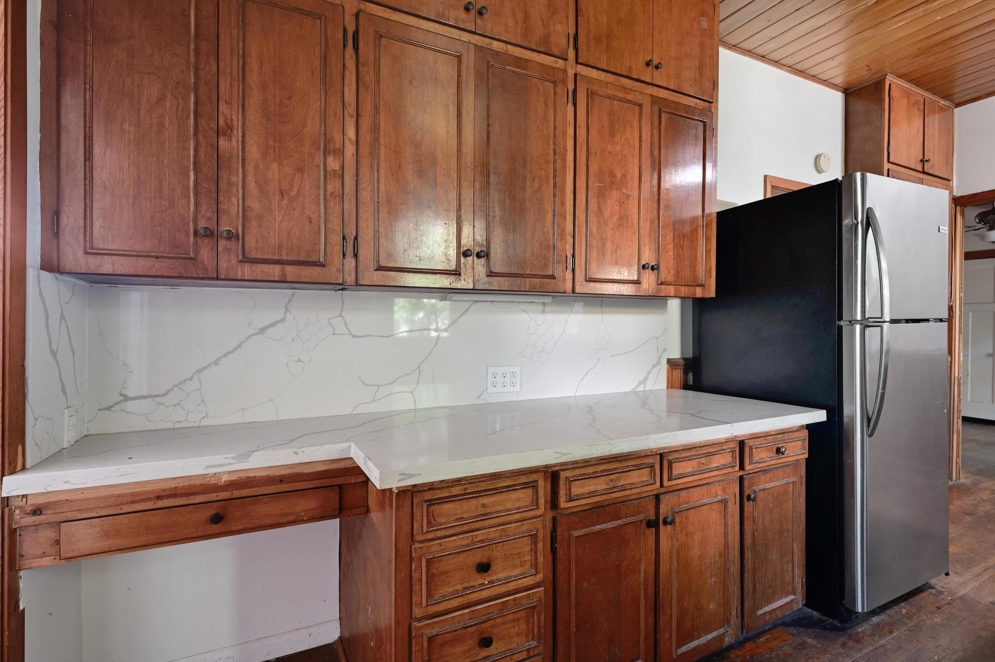 408 W 33rd St, Austin, TX 78705