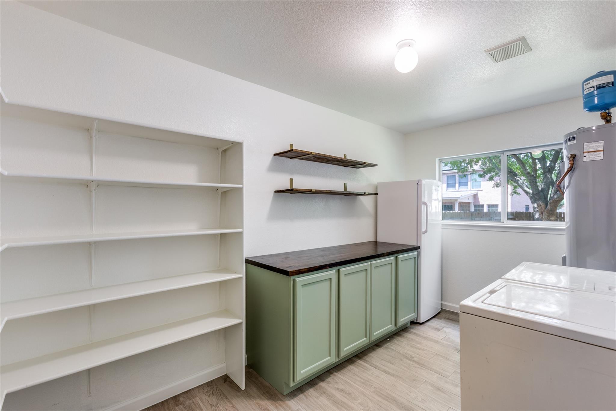 6404 Piedras Blanco Dr, Austin, TX 78747