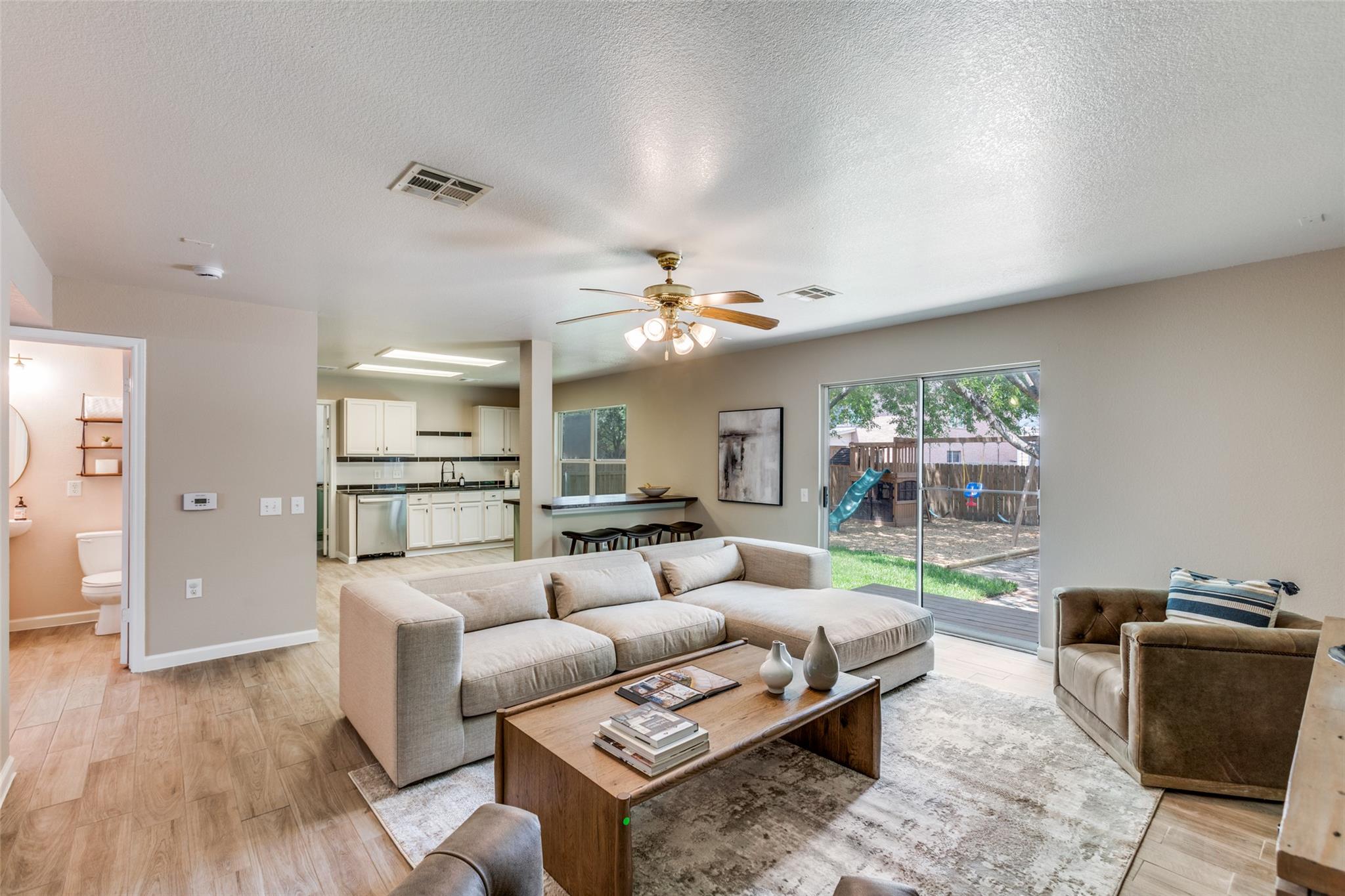 6404 Piedras Blanco Dr, Austin, TX 78747