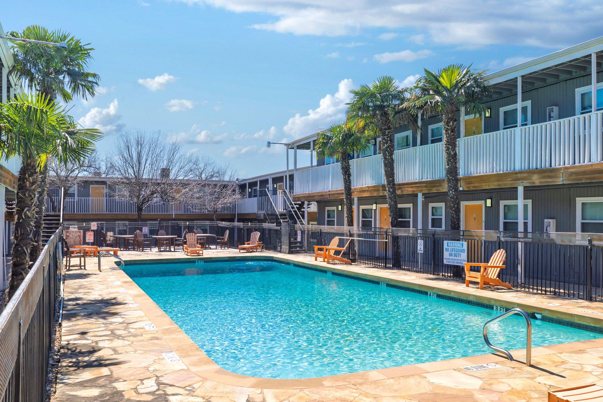 2401 Manor Rd # 204, Austin, TX 78722