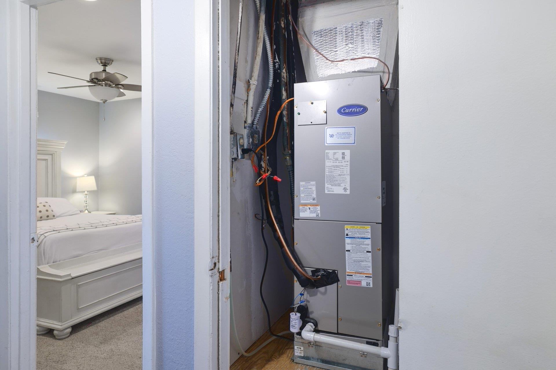 2401 Manor Rd # 204, Austin, TX 78722