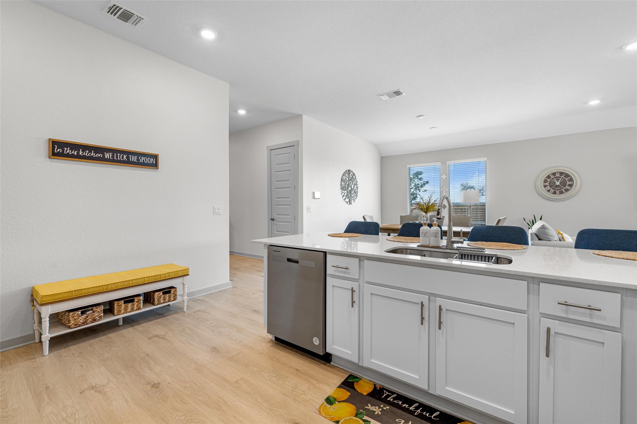 109 Rambling Rapids Dr, Georgetown, TX 78628