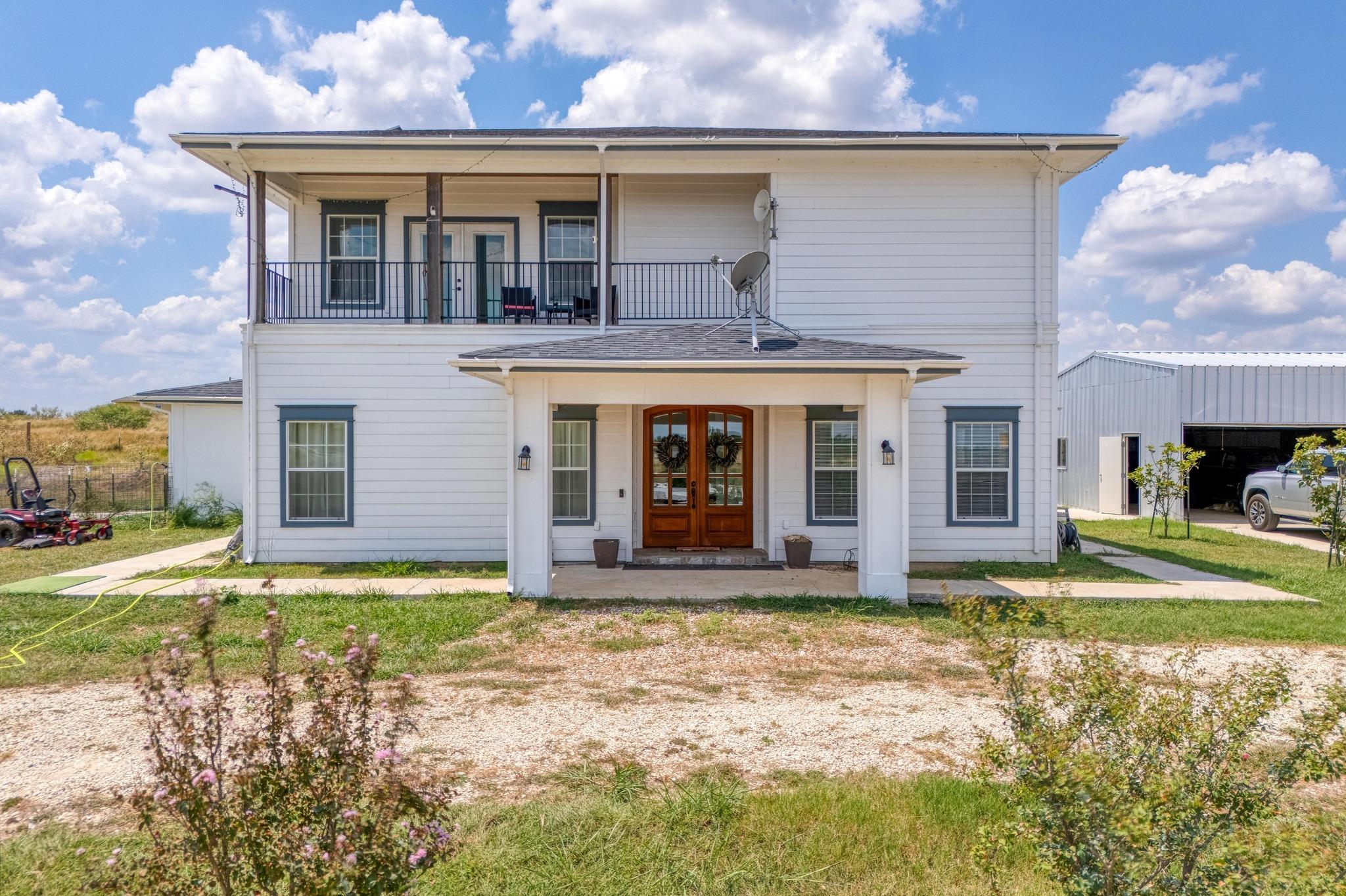 1601 County Road 466, Elgin, TX 78621