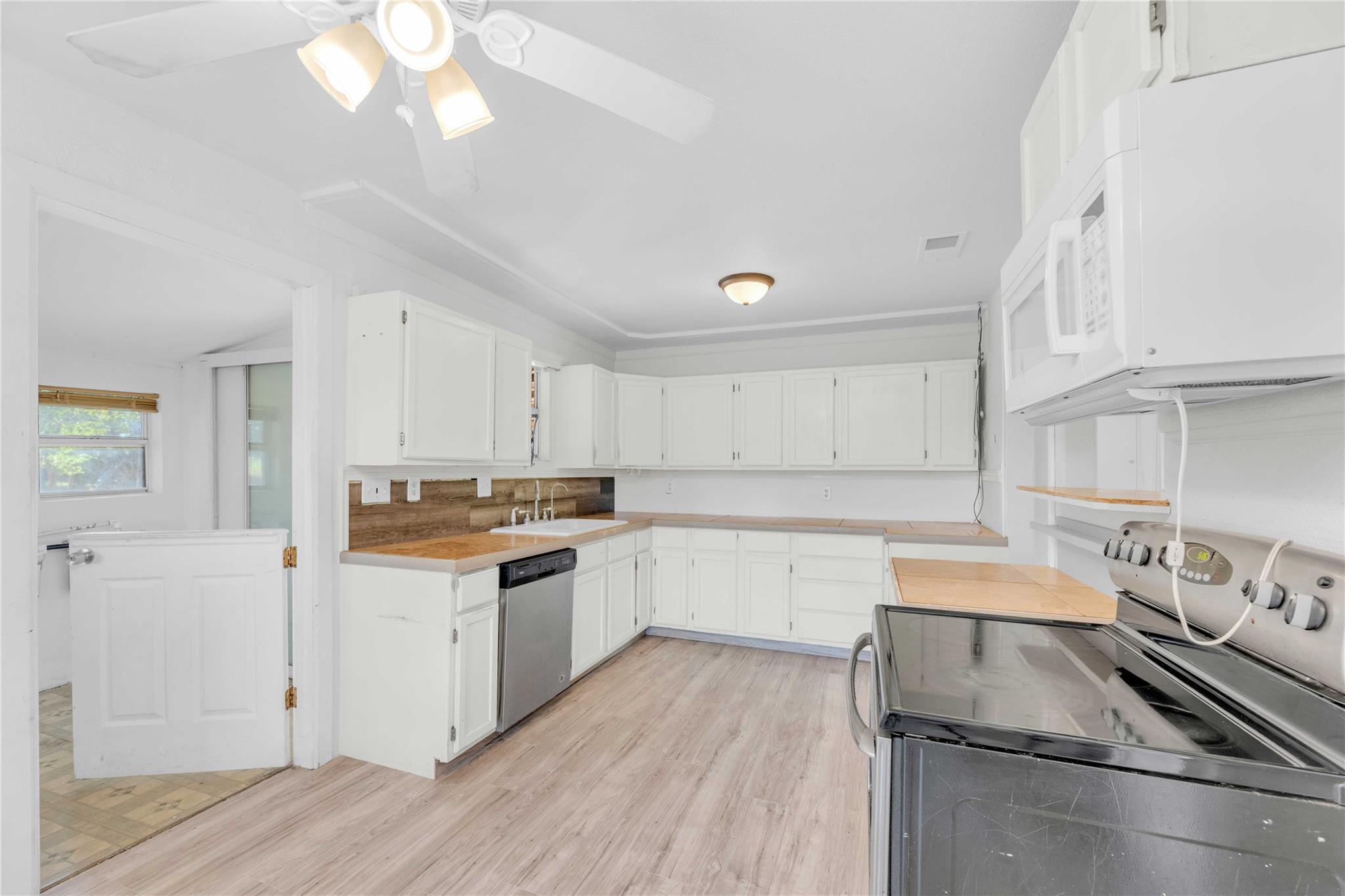 20235 Engelmann Ln, Manor, TX 78653