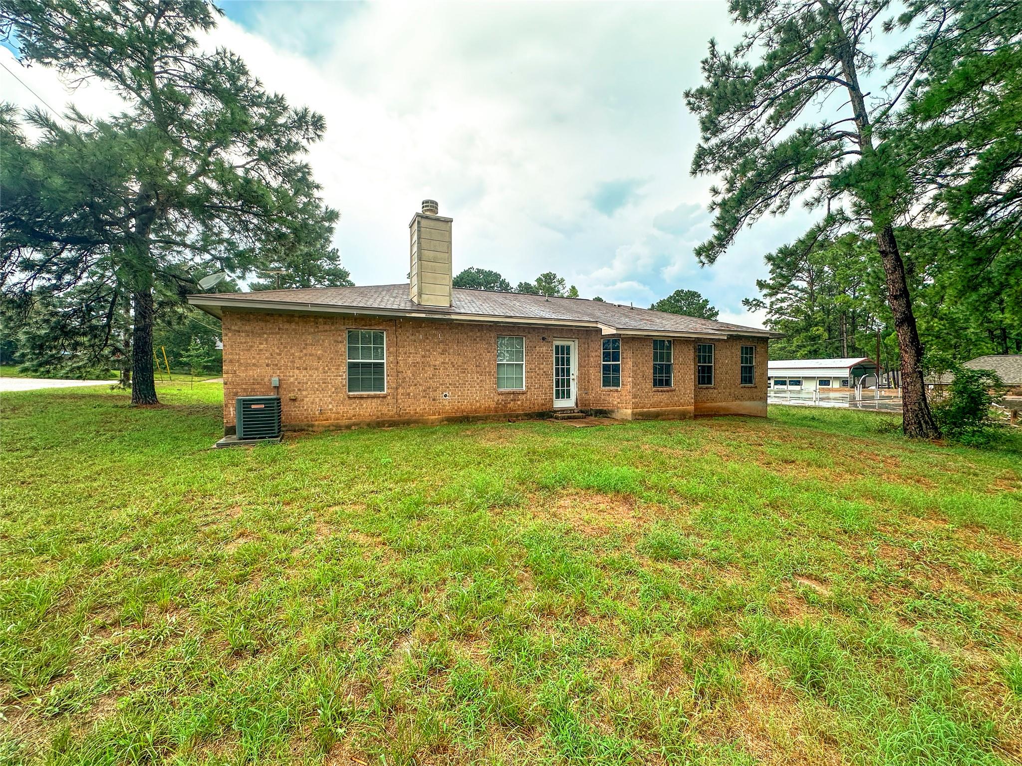 258 Pine View Loop, Bastrop, TX 78602