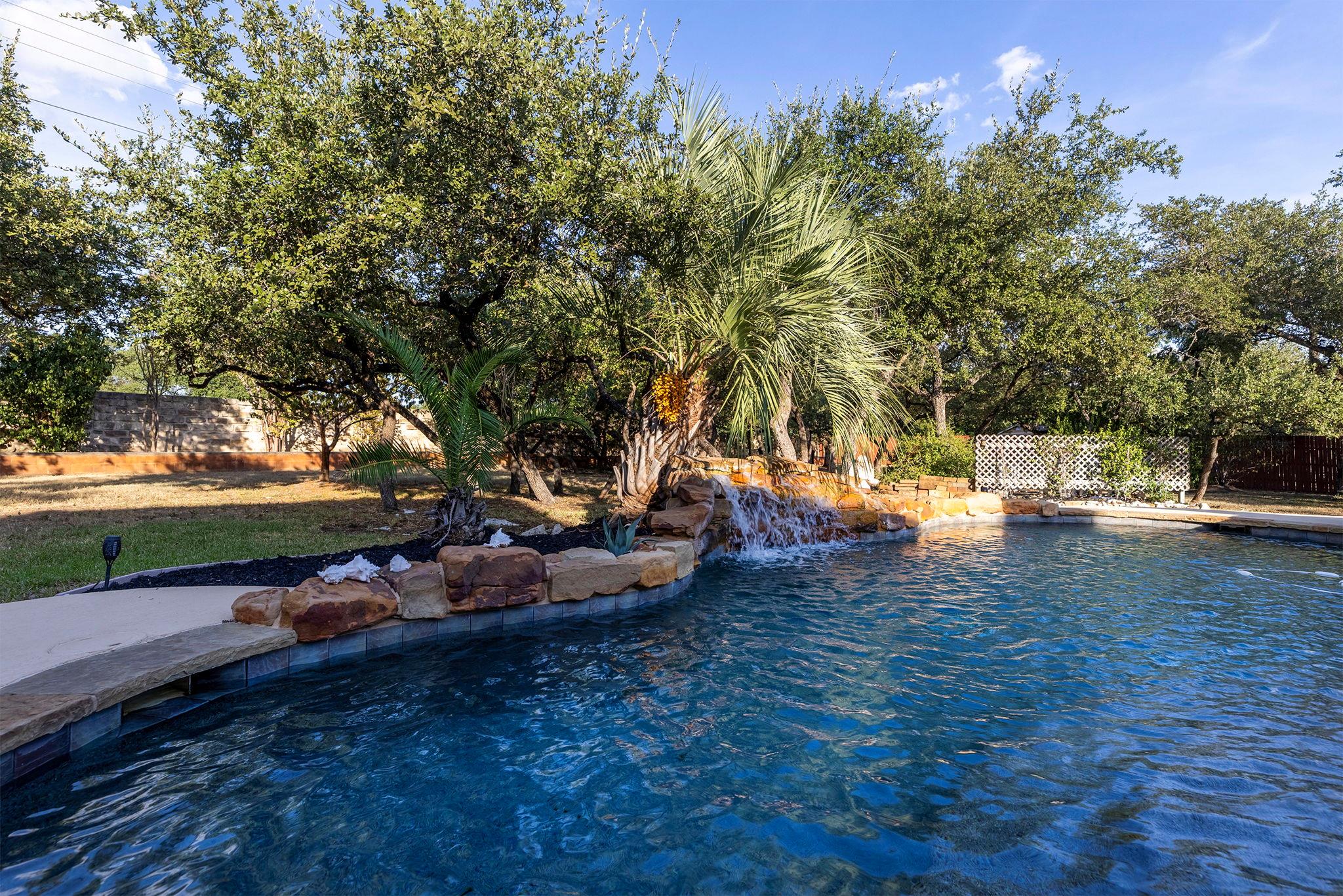 205 Sutton Pl, Georgetown, TX 78628