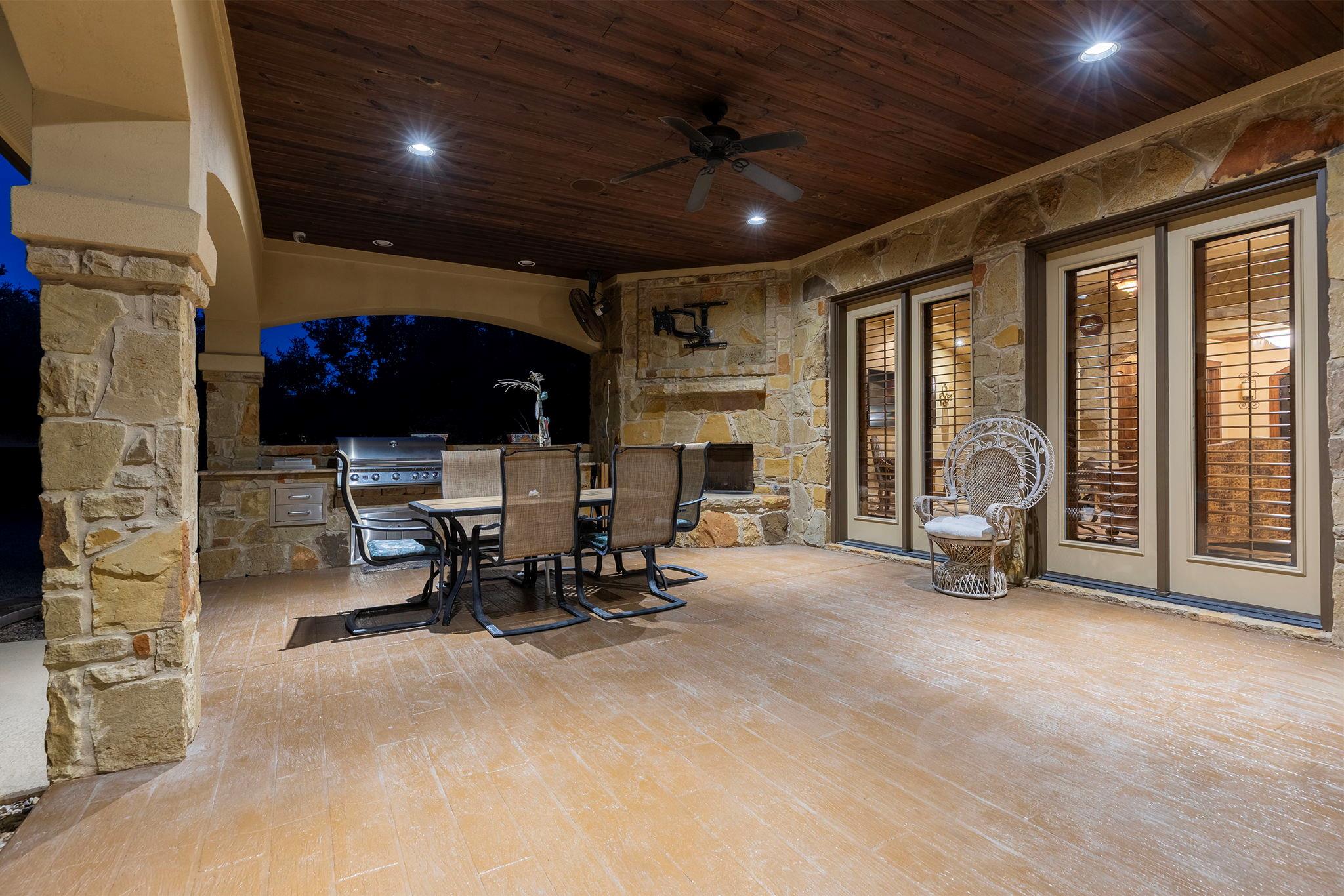 205 Sutton Pl, Georgetown, TX 78628