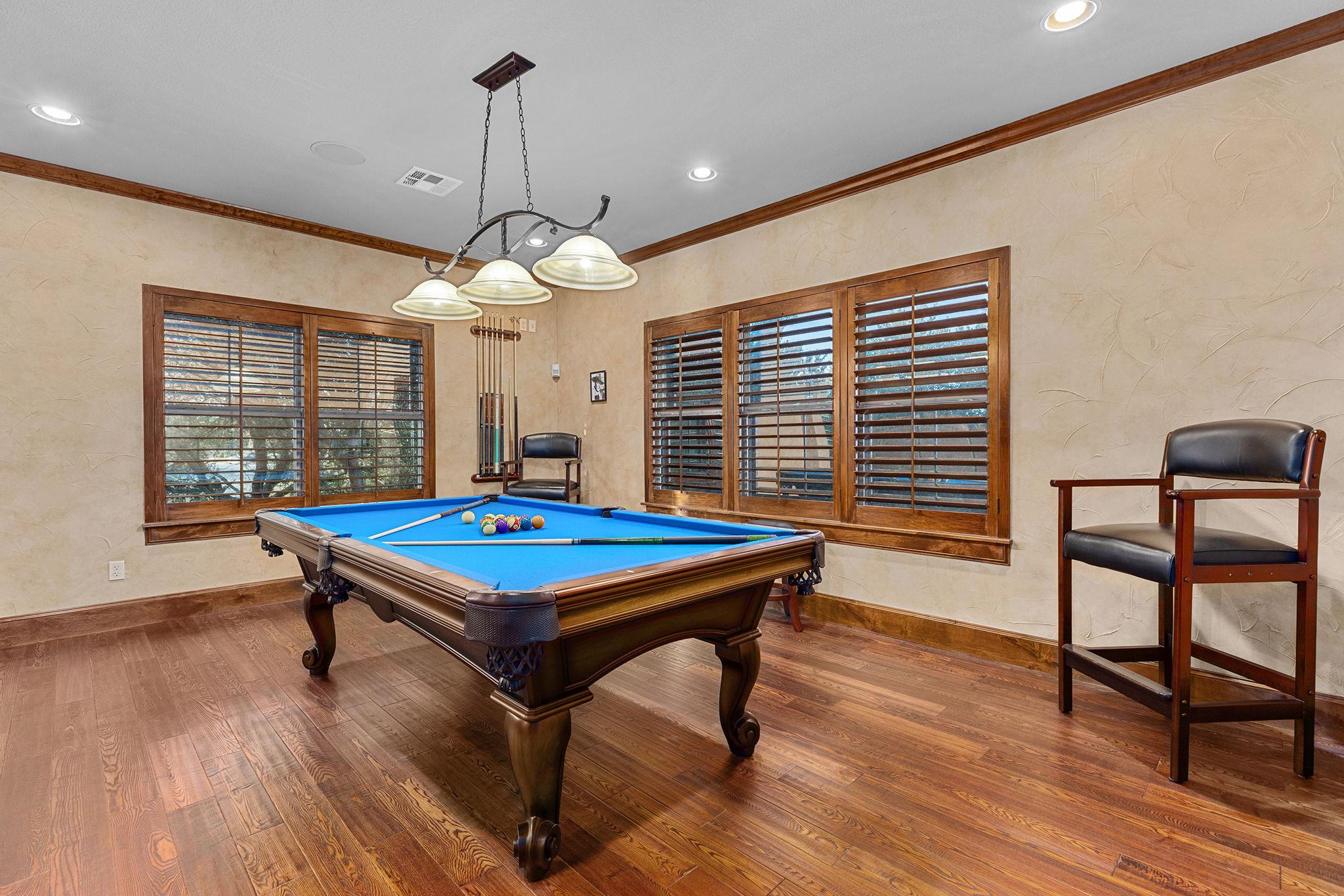 205 Sutton Pl, Georgetown, TX 78628