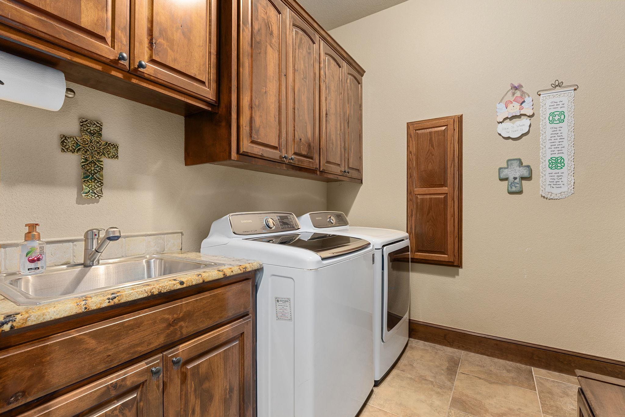 205 Sutton Pl, Georgetown, TX 78628