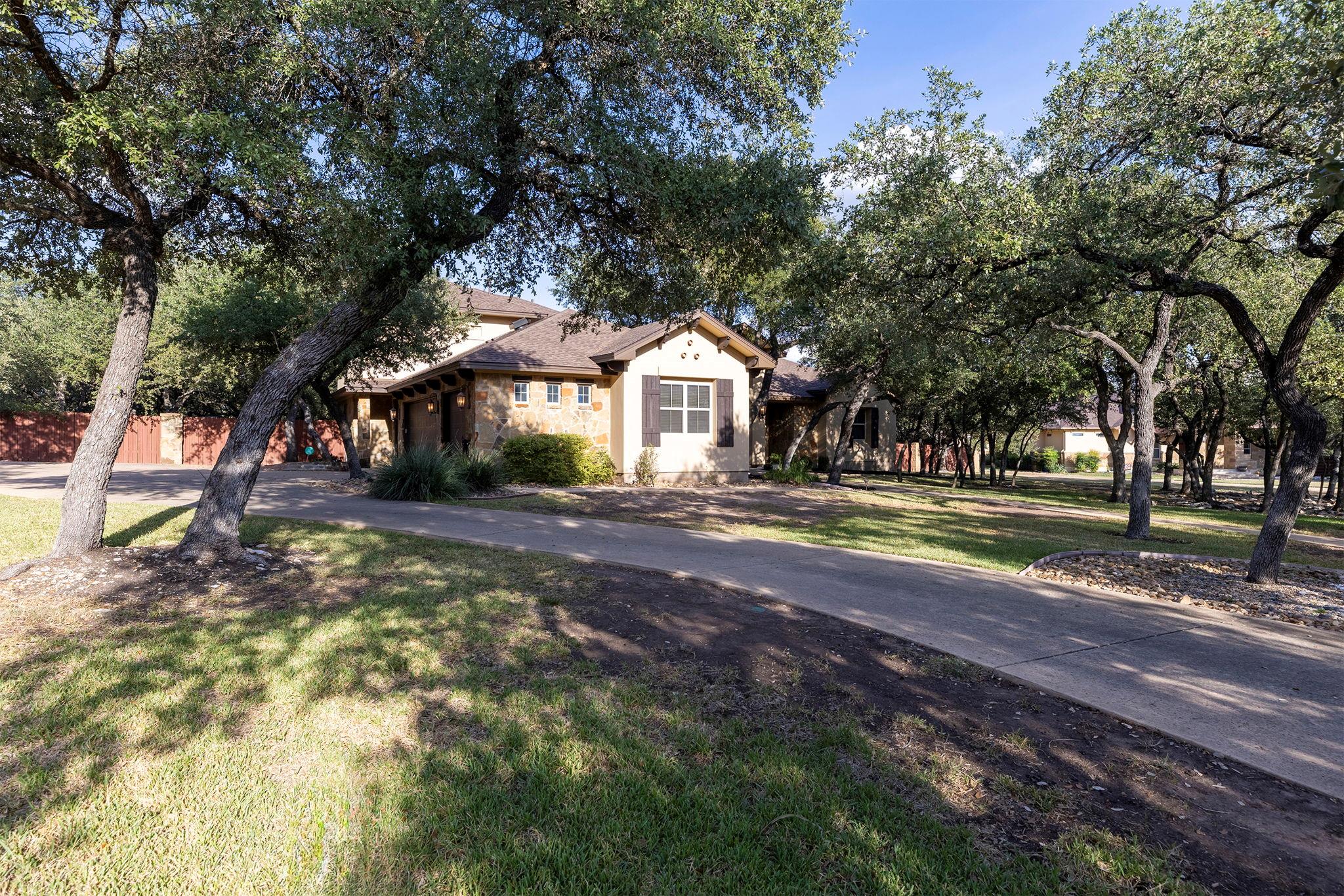 205 Sutton Pl, Georgetown, TX 78628