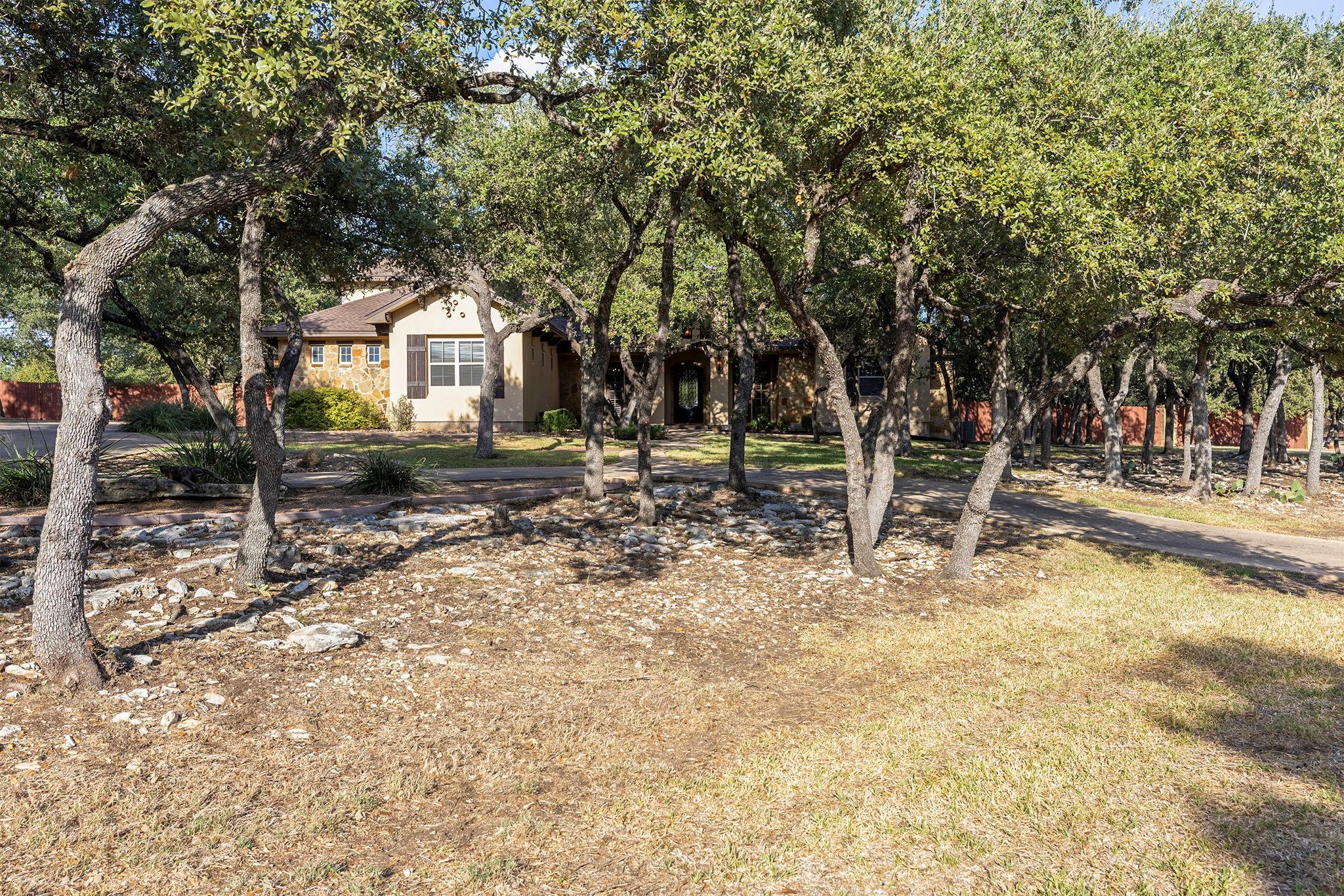 205 Sutton Pl, Georgetown, TX 78628