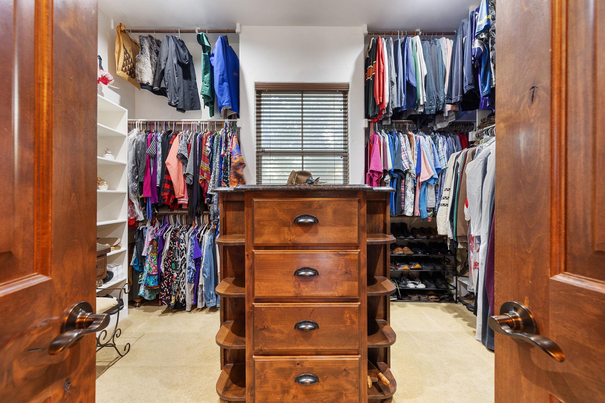 205 Sutton Pl, Georgetown, TX 78628