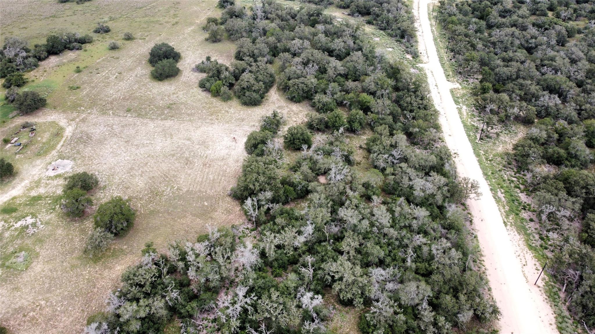 320 Daisy Haven Ln, Seguin, TX 78155