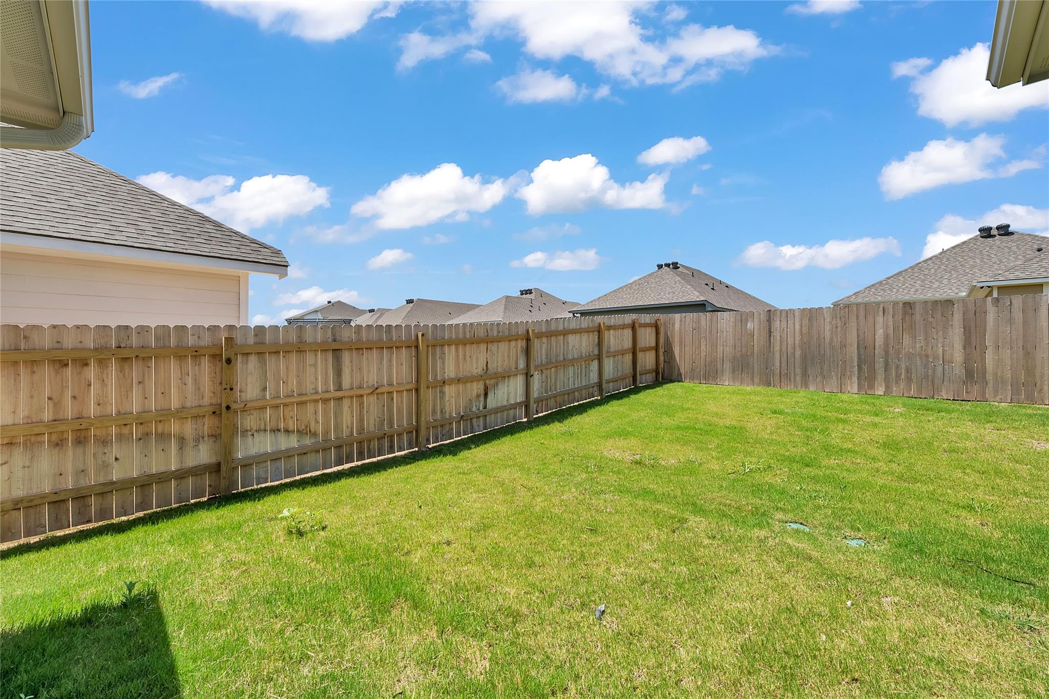 155 Timbo Dr, Jarrell, TX 76537