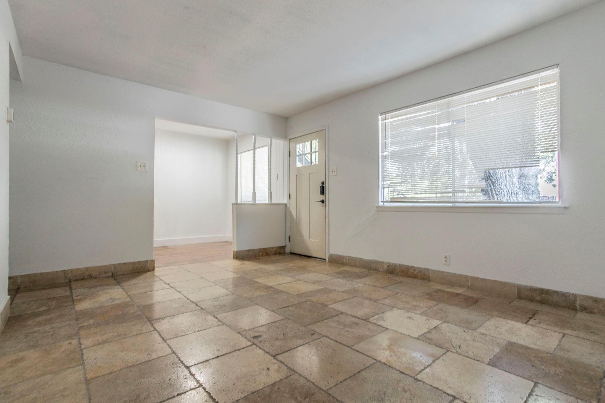 104 Prestwick Blvd, San Antonio, TX 78223