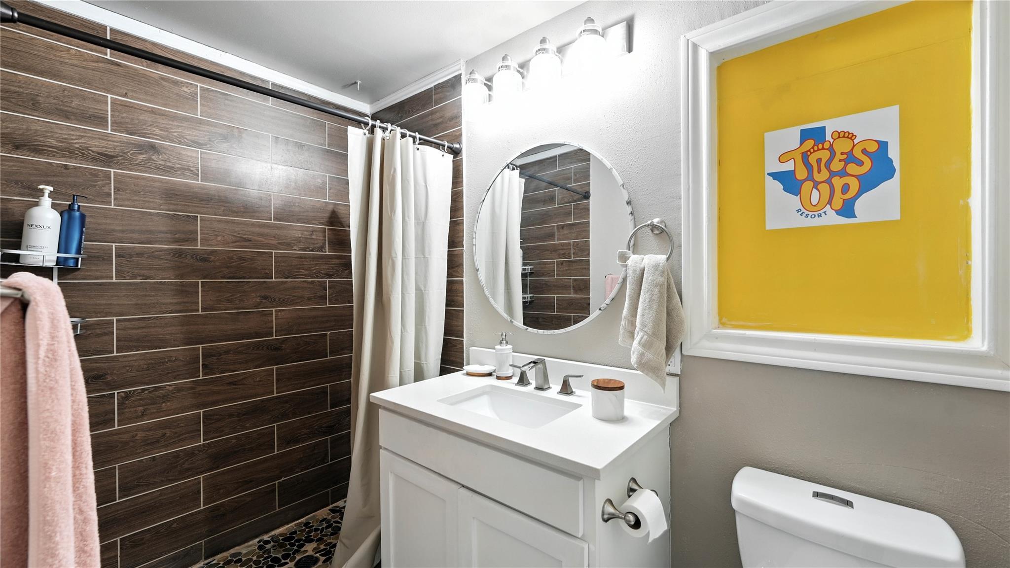 683 & 695 Albert St, New Braunfels, TX 78130